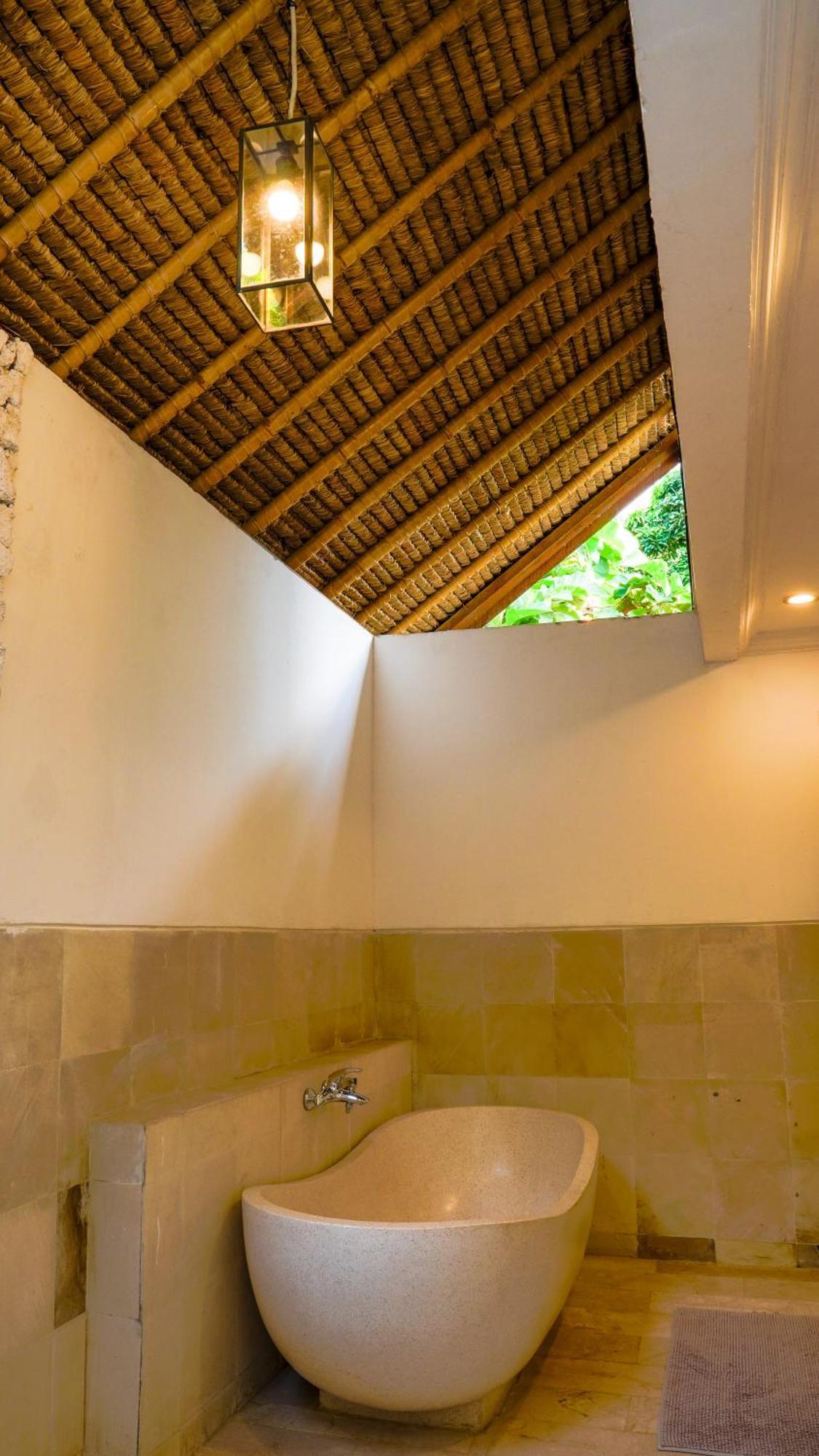 Sanglung & Resort Kubutambahan (Bali)