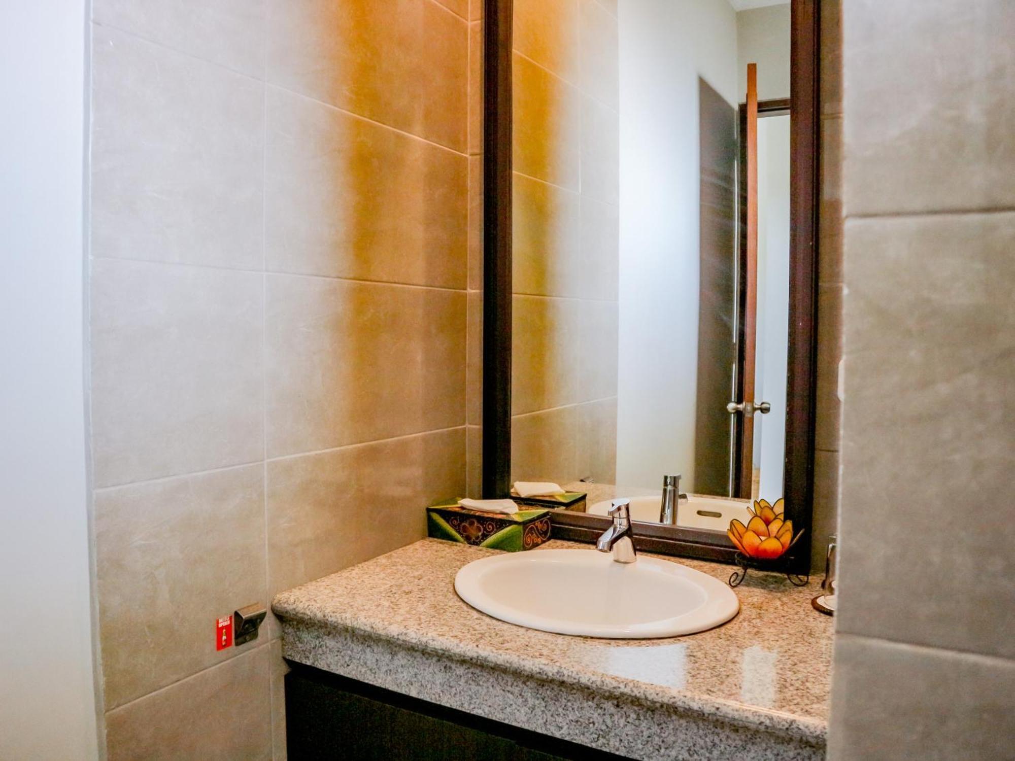U Tube Hotel Uluwatu (Bali)