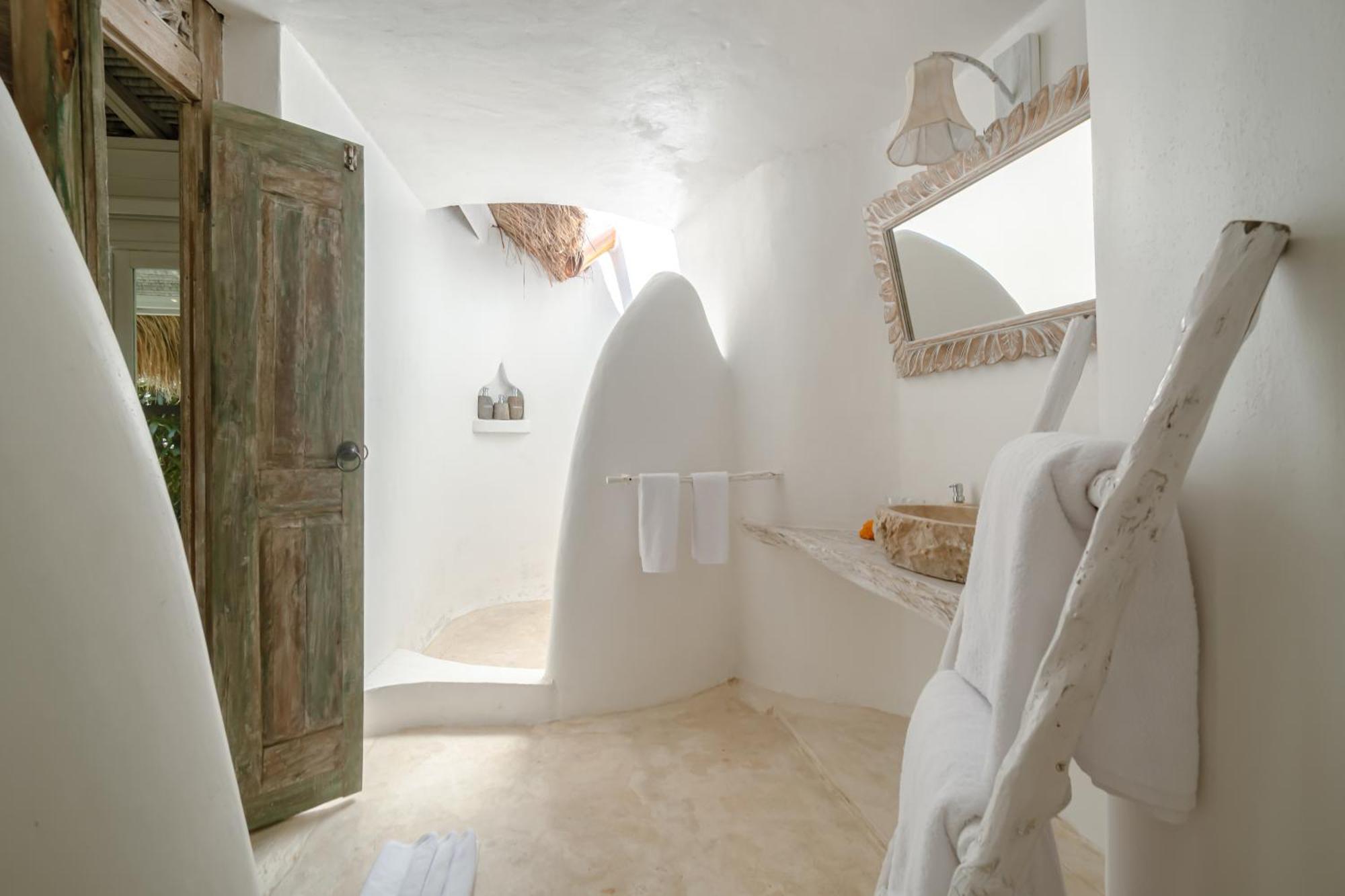 Gravity Eco Boutique - Adults Only