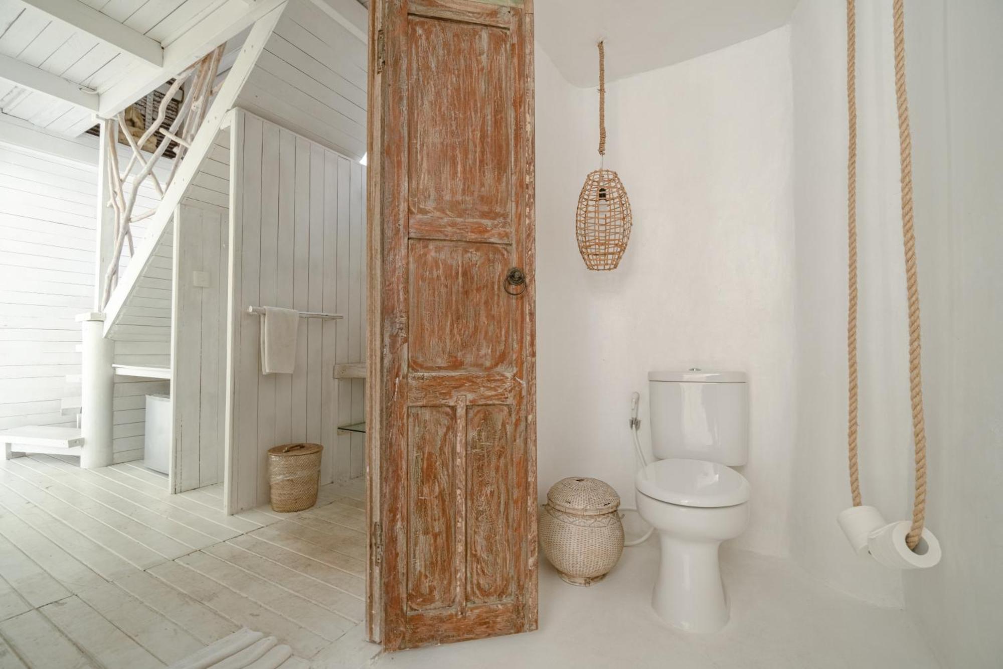 Gravity Eco Boutique - Adults Only