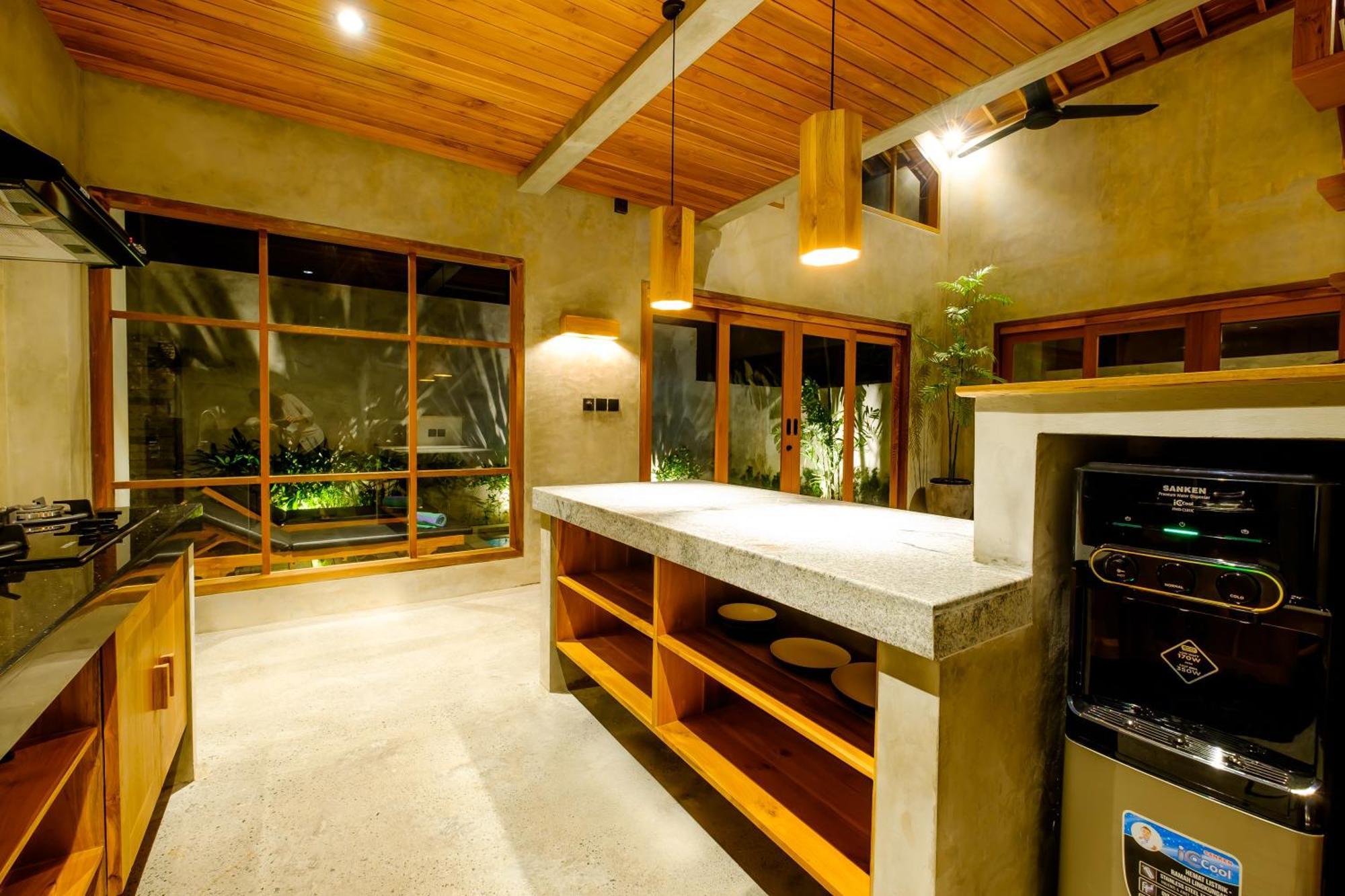 Wooden Paradise 3*