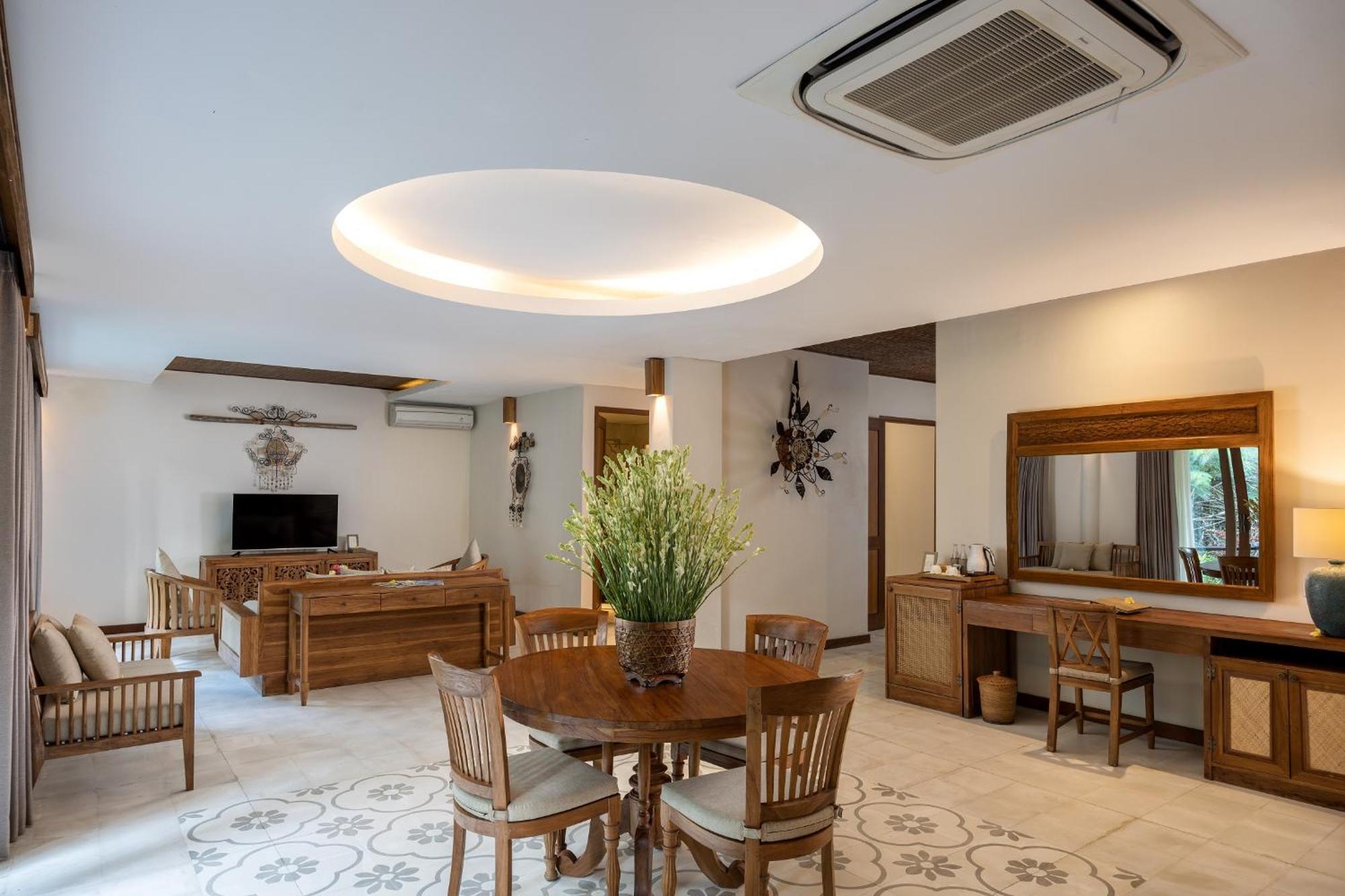 Resor The Sankara And By Pramana 4*