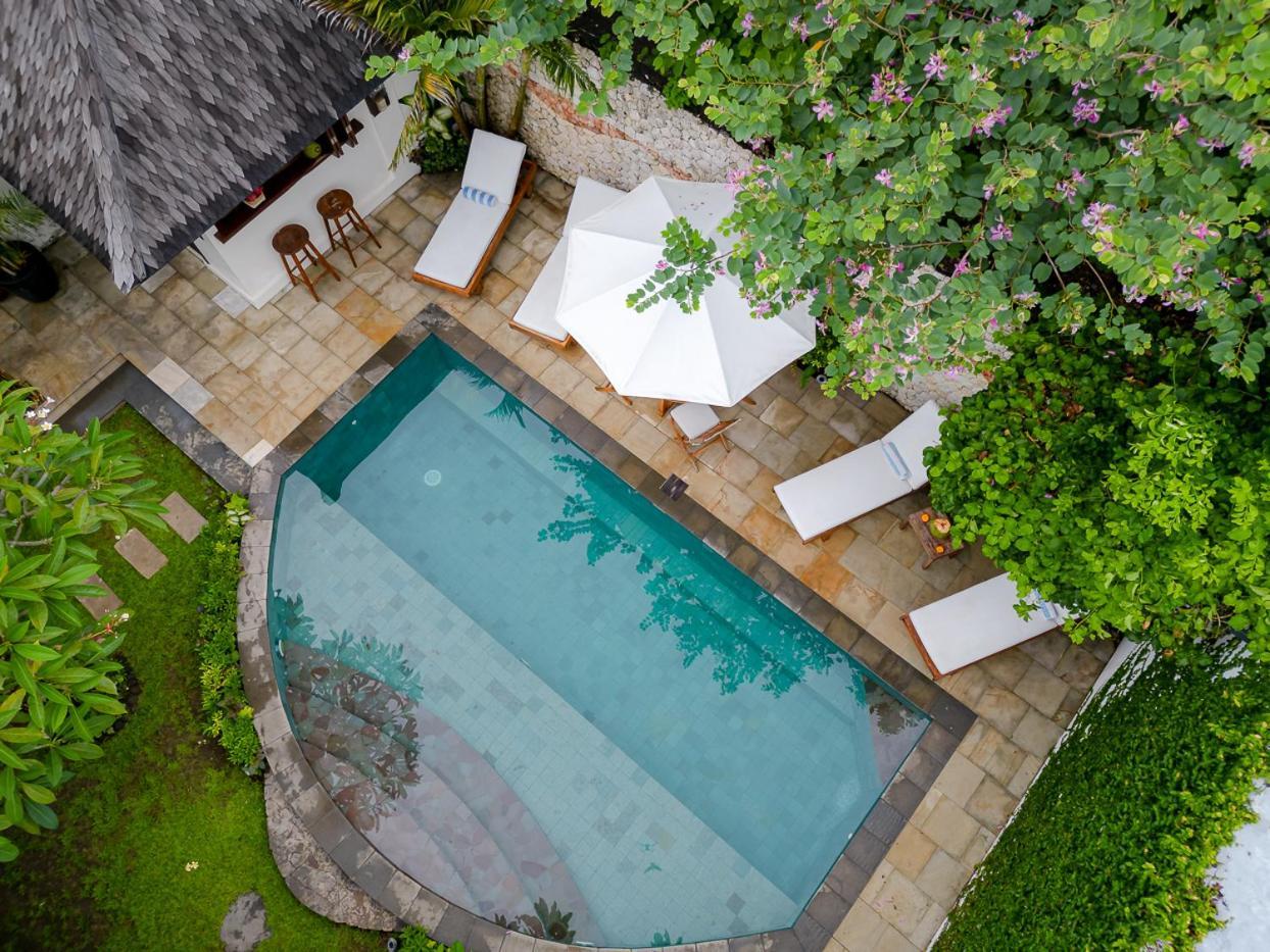 Coral Sands & Coral Sea At Bingin * Uluwatu (Bali)