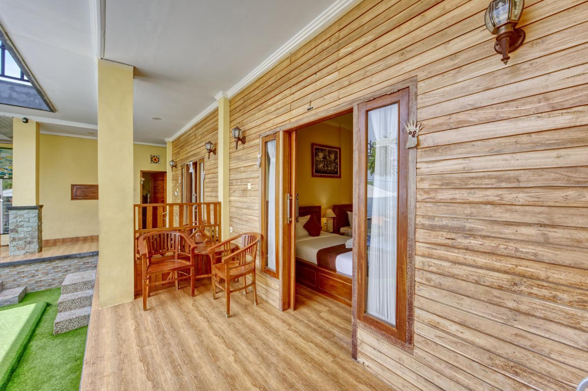 Penida La Casa 3*
