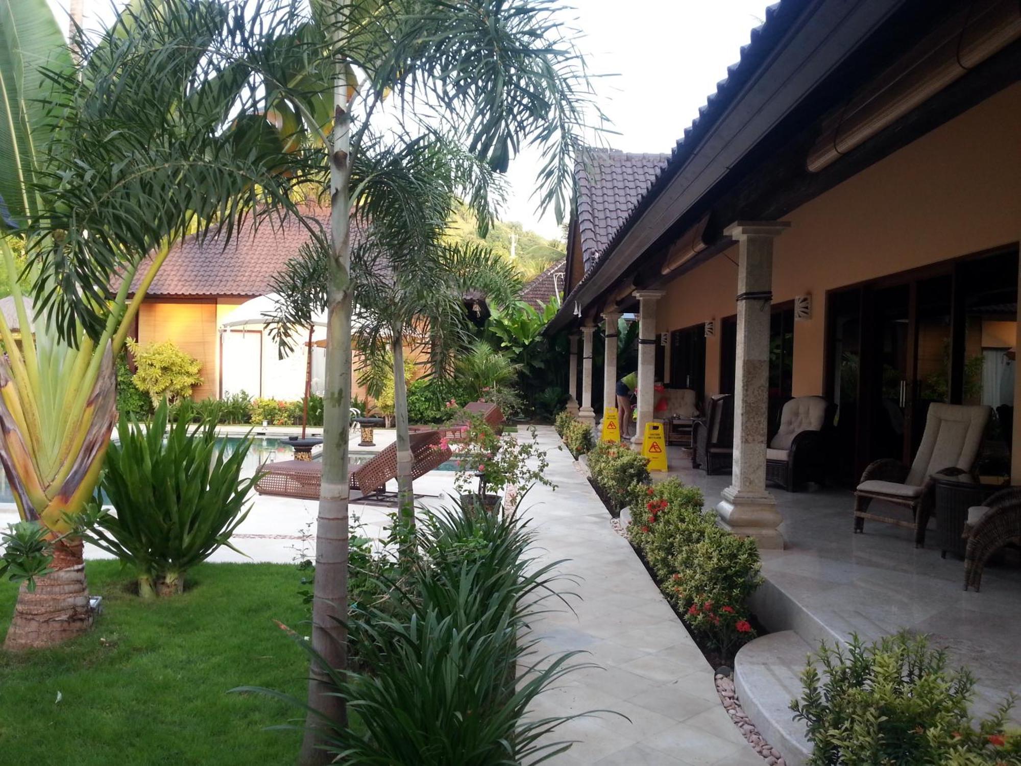 Gusmania Candi Dasa (Bali)