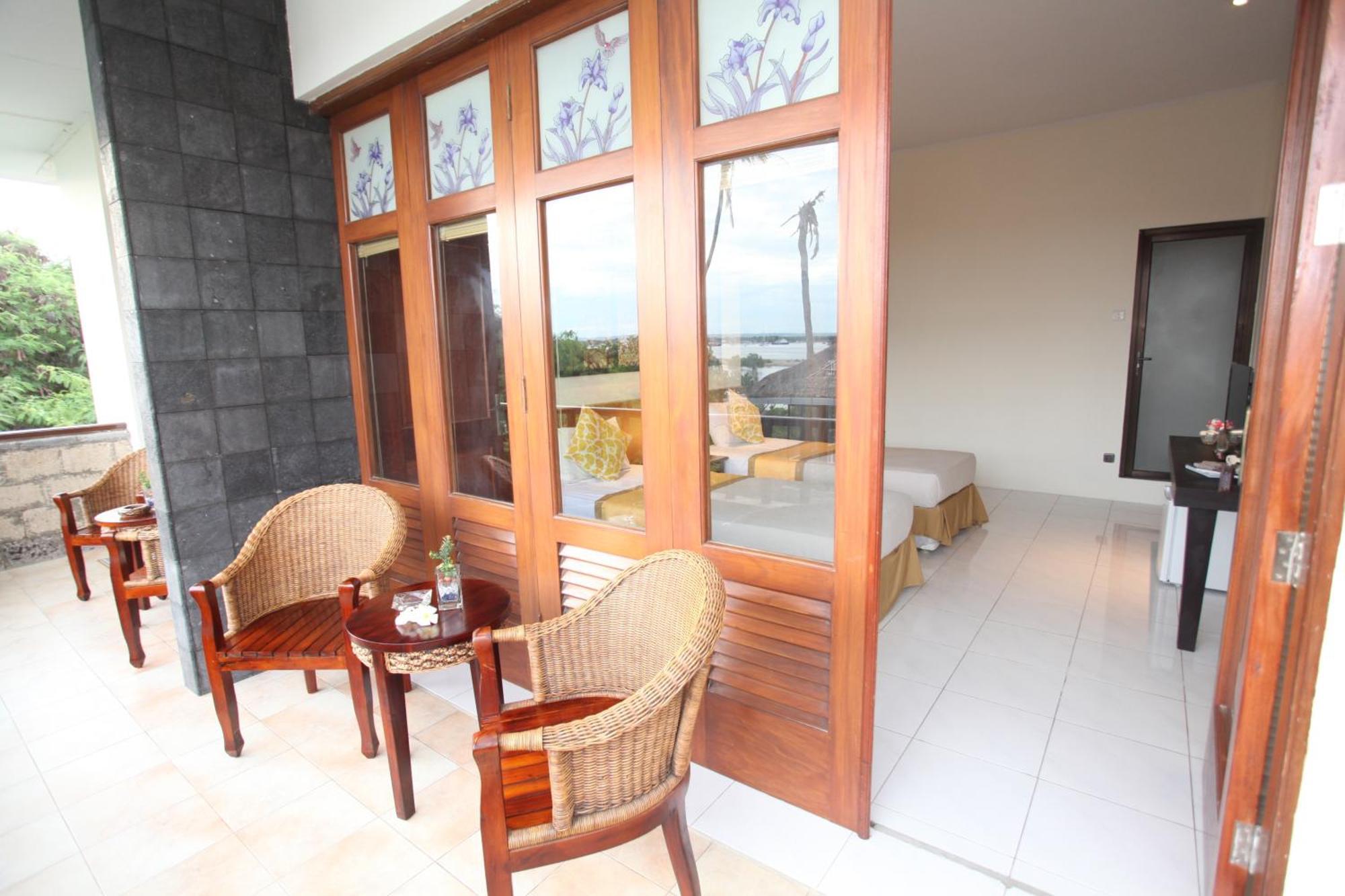 Seaview Hotel 3*