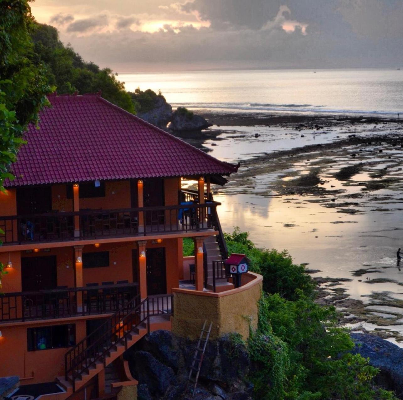 Ari * Uluwatu (Bali)