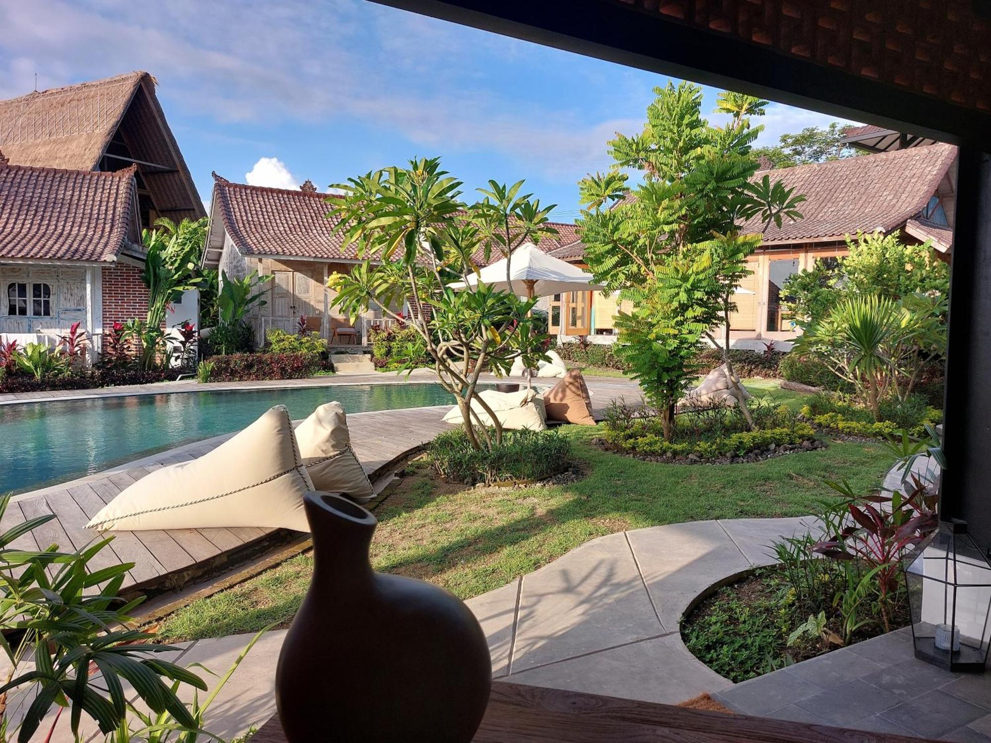 Hotel Spaces Bali Unique Boutique Munggu