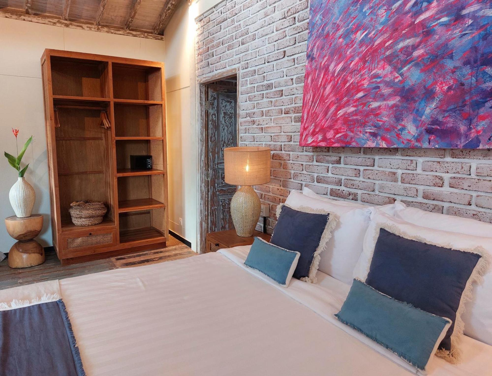 Hotel Spaces Bali Unique Boutique Munggu