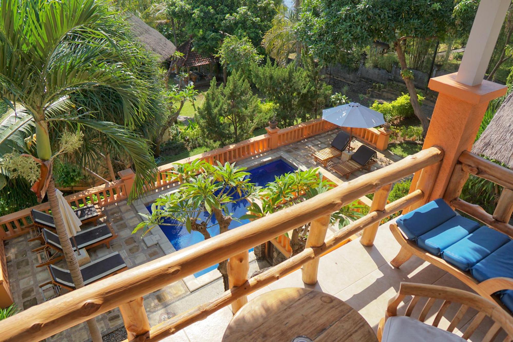 Onlyou Amed (Bali)