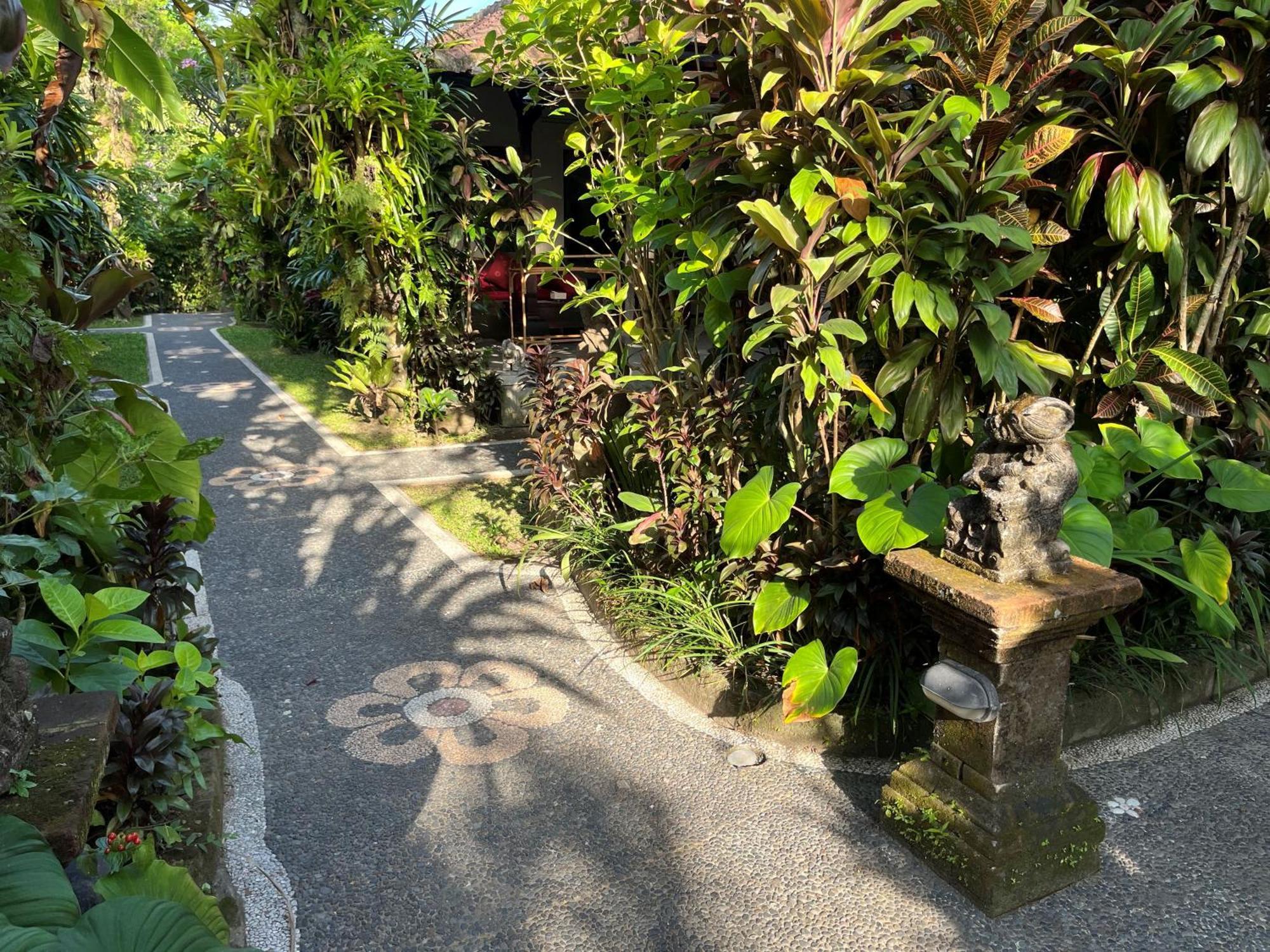 Bed & Breakfast Sama's And