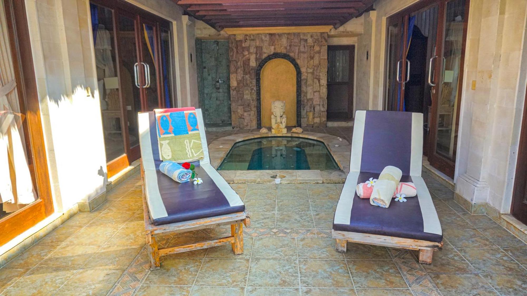 Onlyou Villa Amed (Bali)