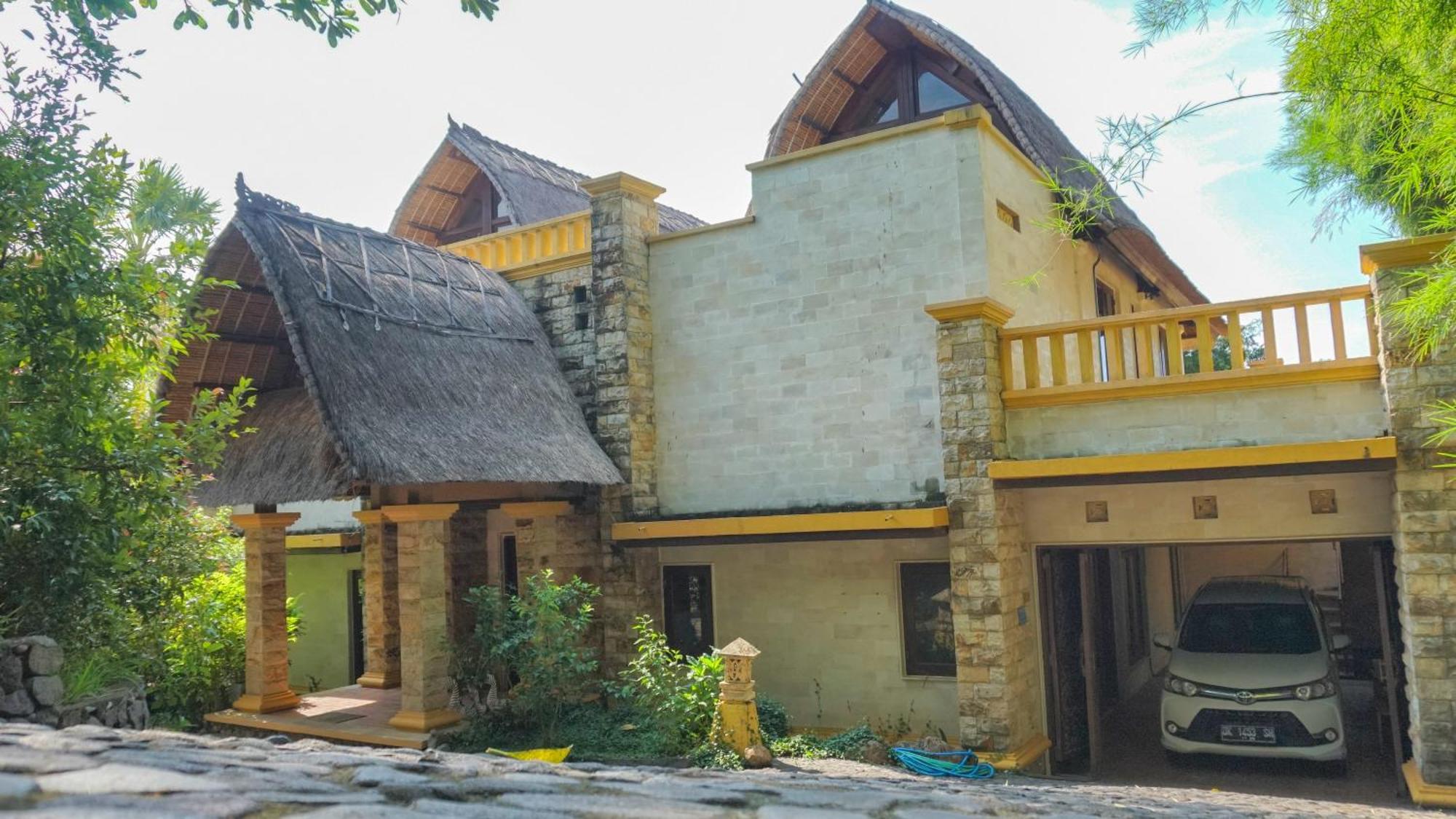 Villa Onlyou Amed (Bali)