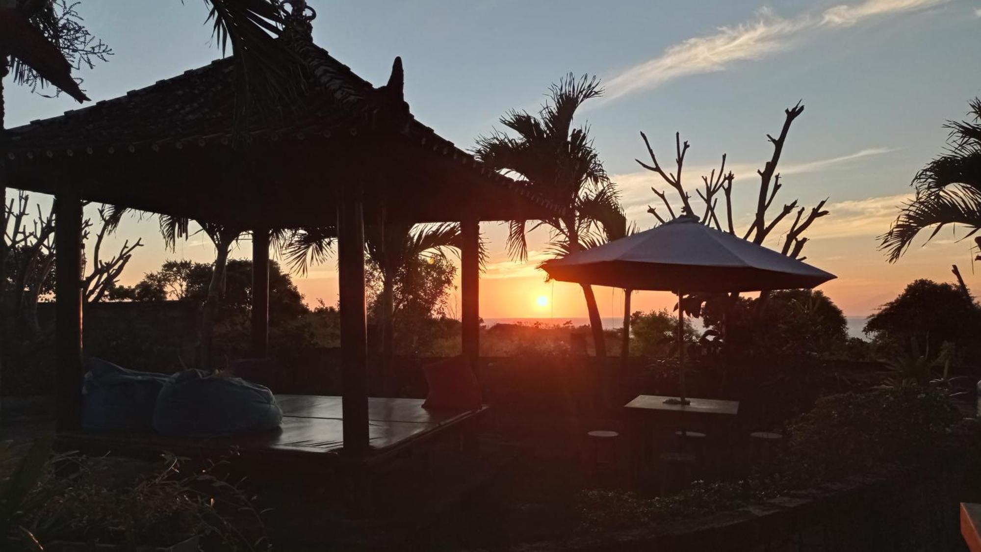 Khrisna Sunrise Tulamben (Bali)