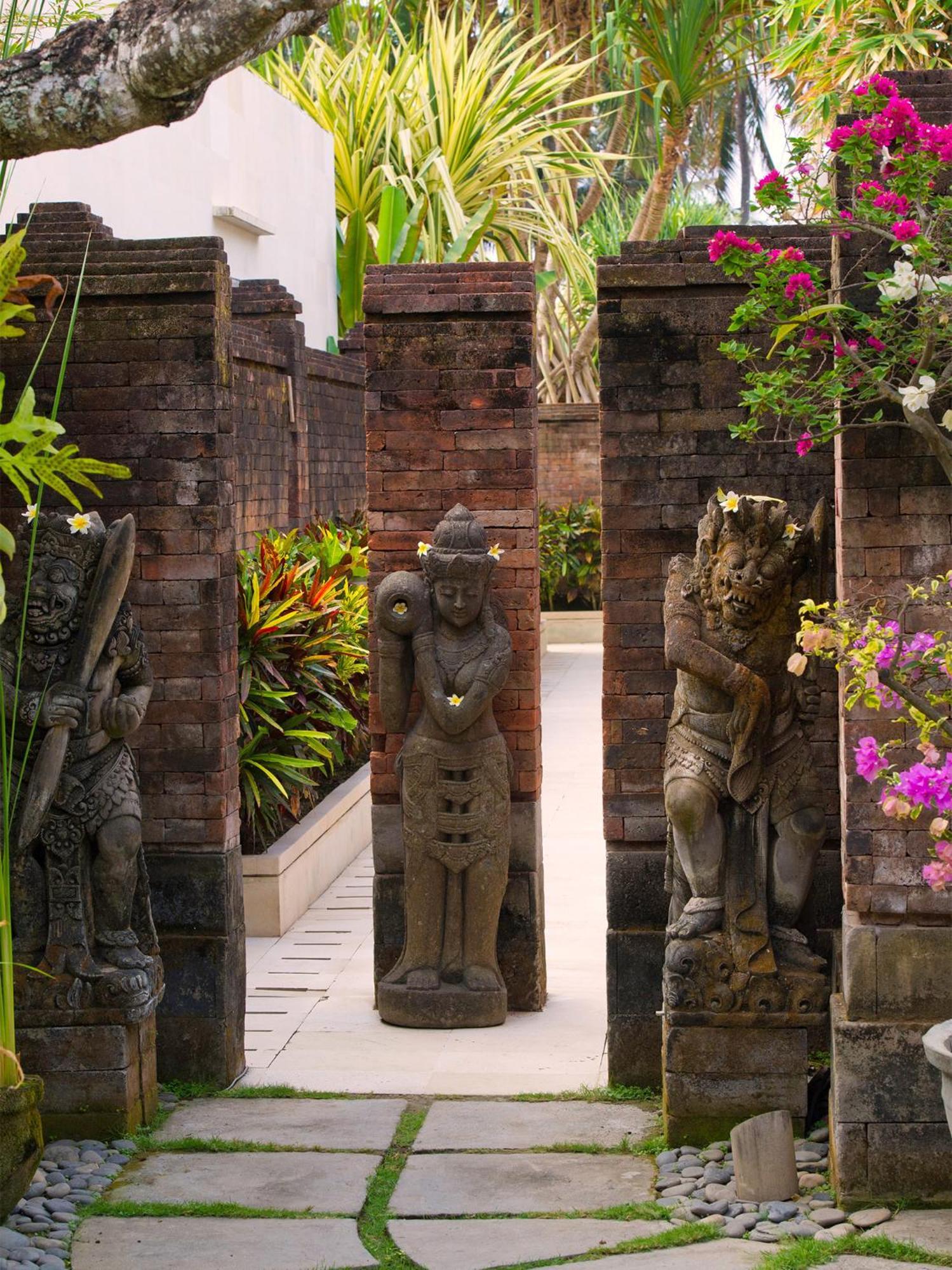 Villa Majapahit By Nakula *