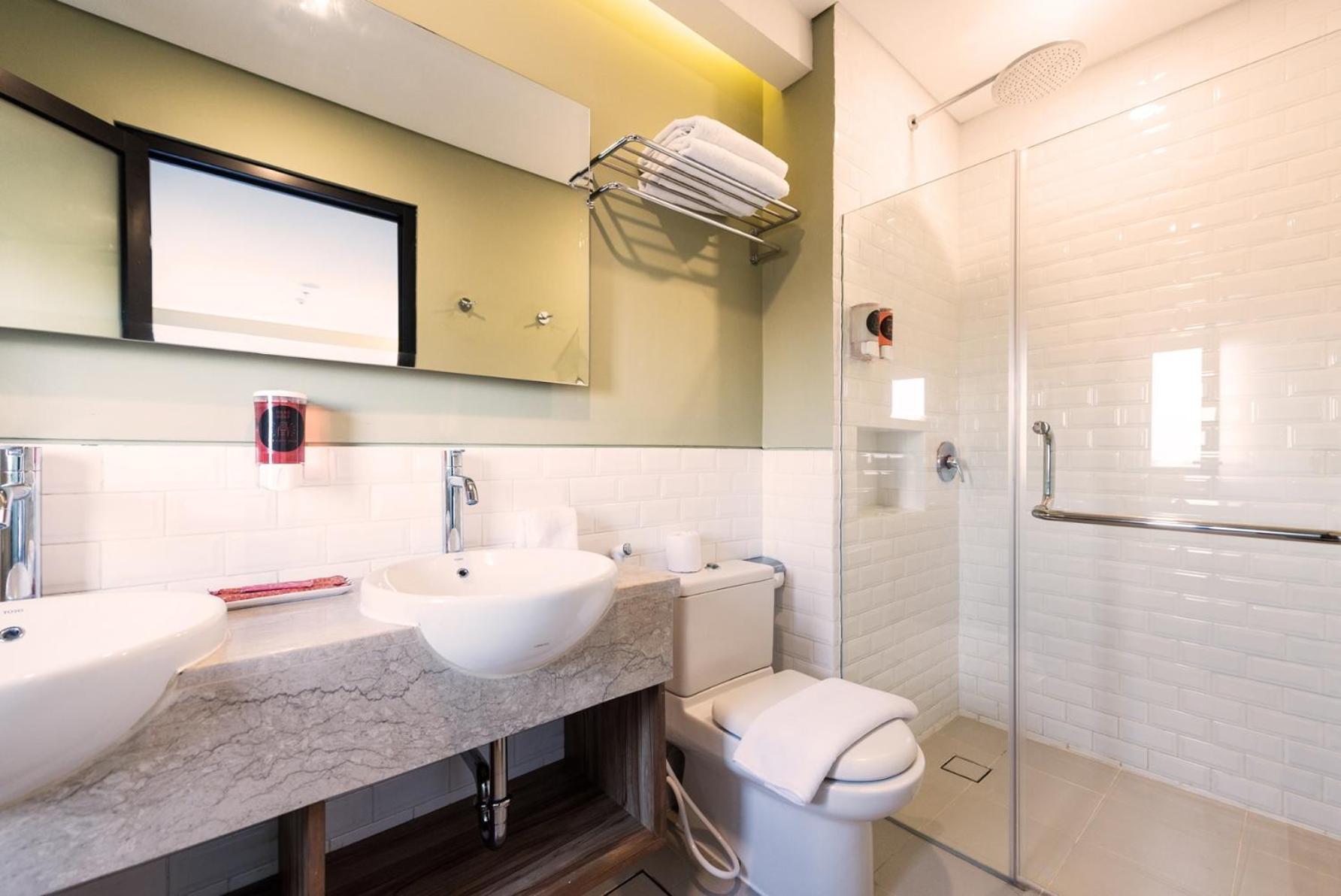 Cara Cara Hotel 3*