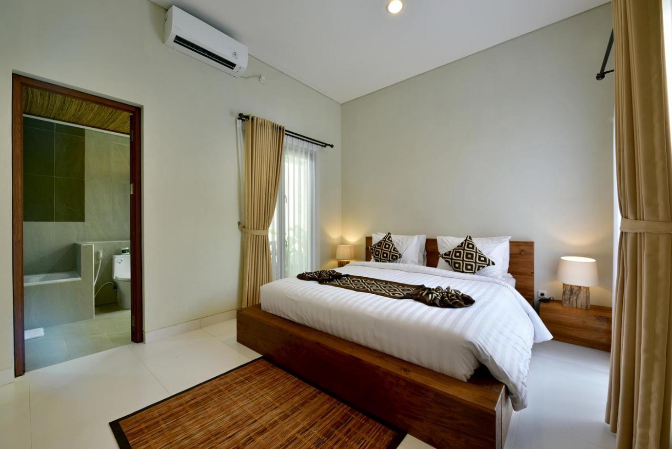 Mahayoga Private Pool And Resto Villa *