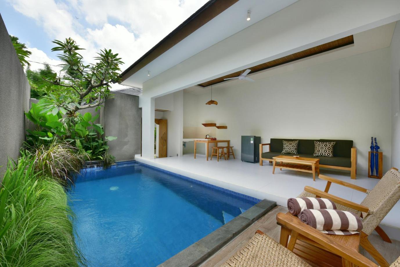 Mahayoga Private Pool And Resto Villa *