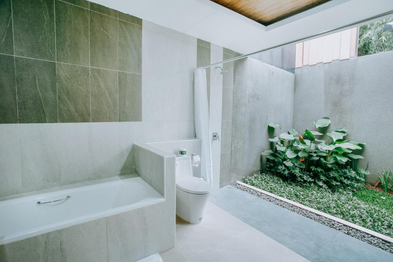 Mahayoga Private Pool And Resto Villa