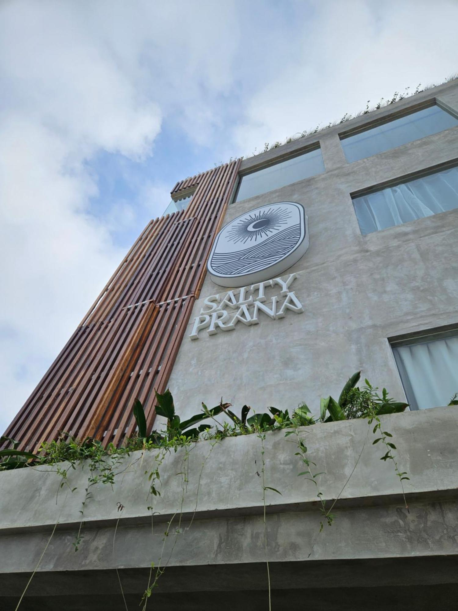 Wisma tamu Salty Prana Retreat Center Uluwatu (Bali)