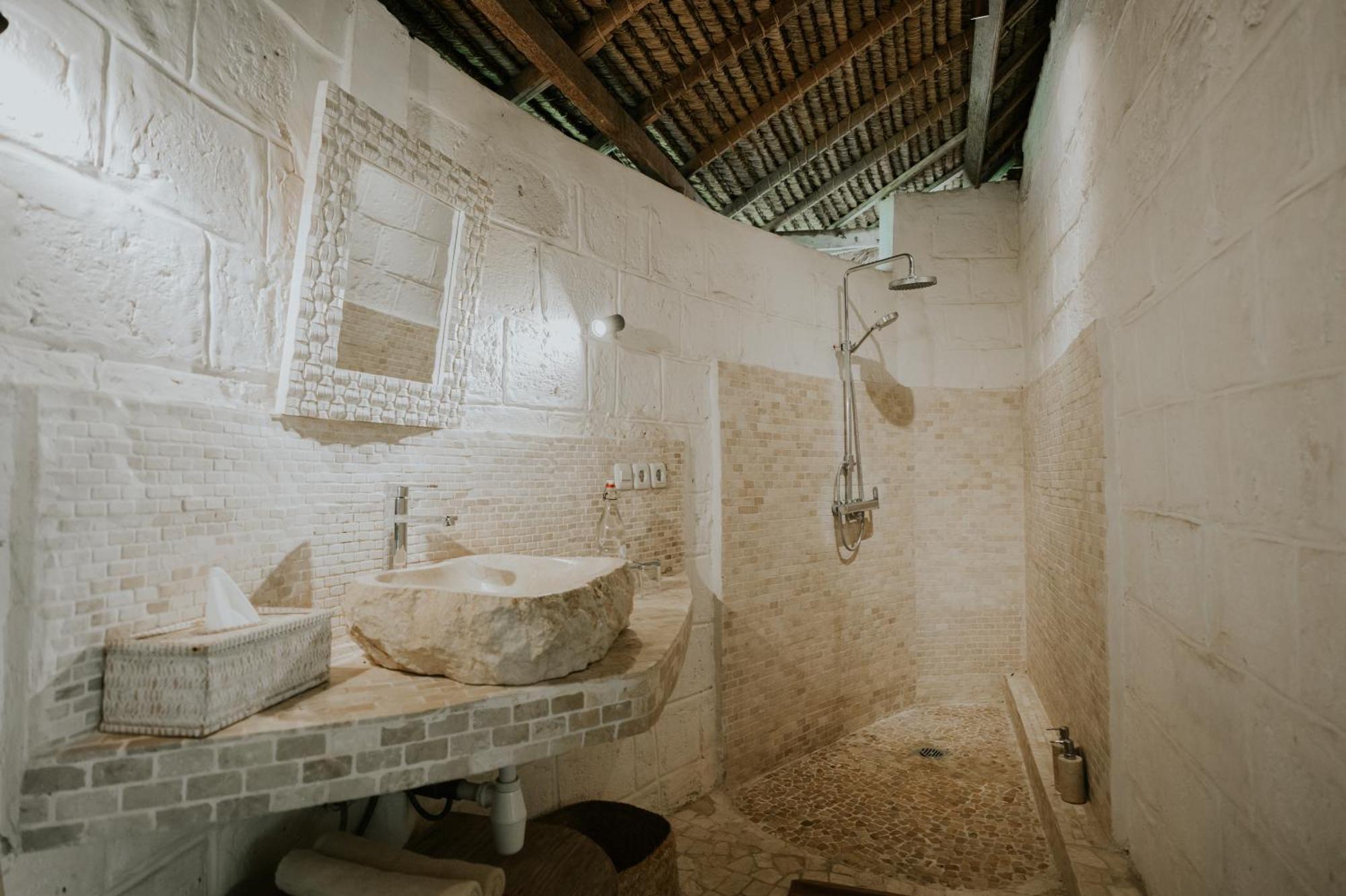 Guest house Le Yanandra 2*