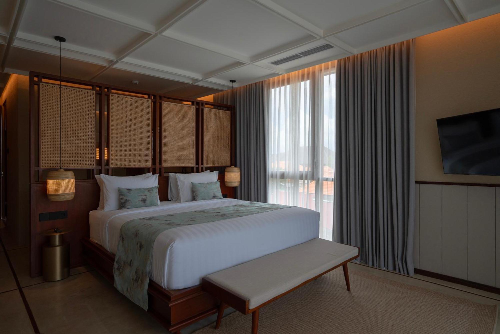 The Kemilau & Bali Hotel