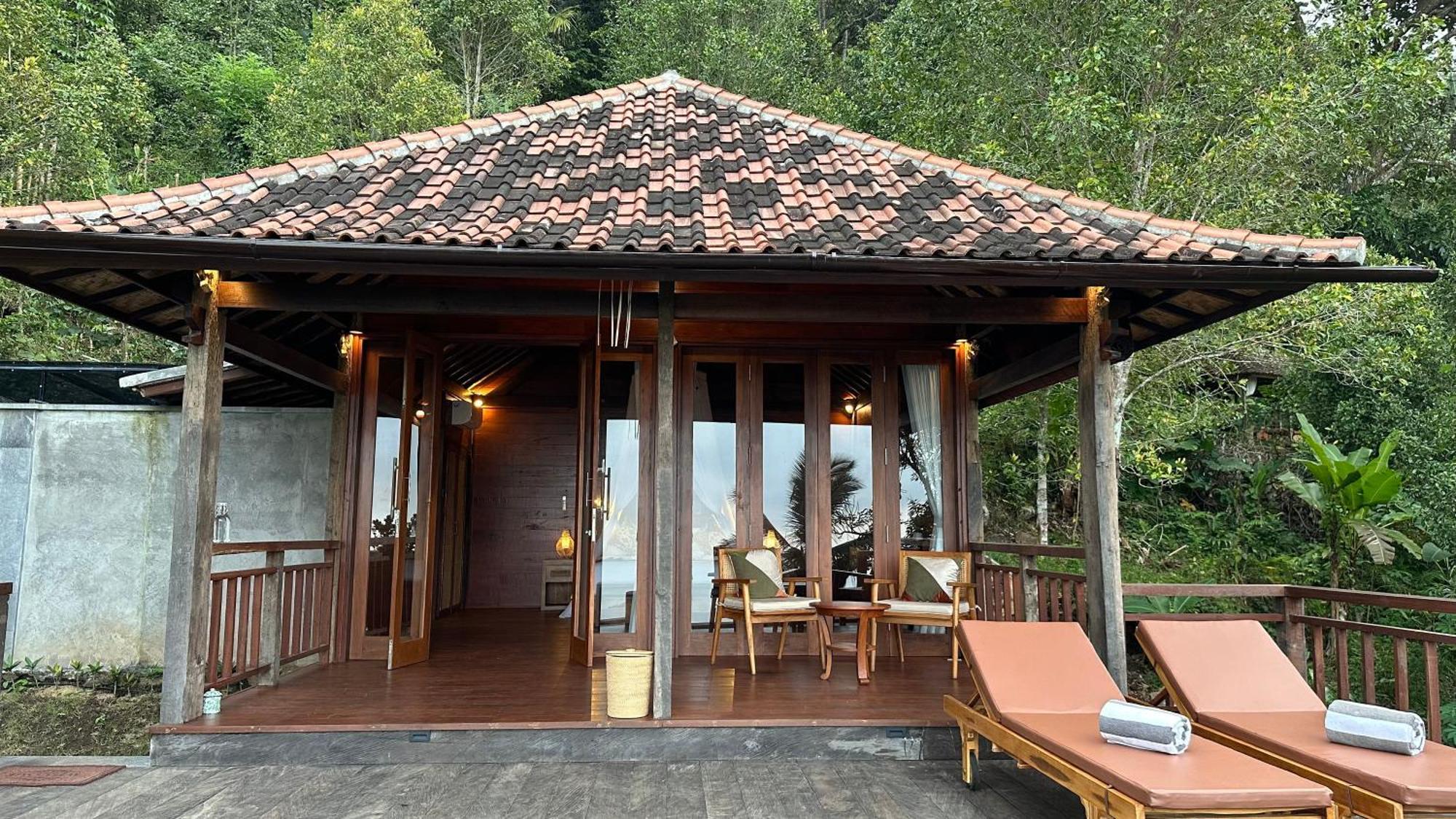 Villa Loids Eco Lempuyang *