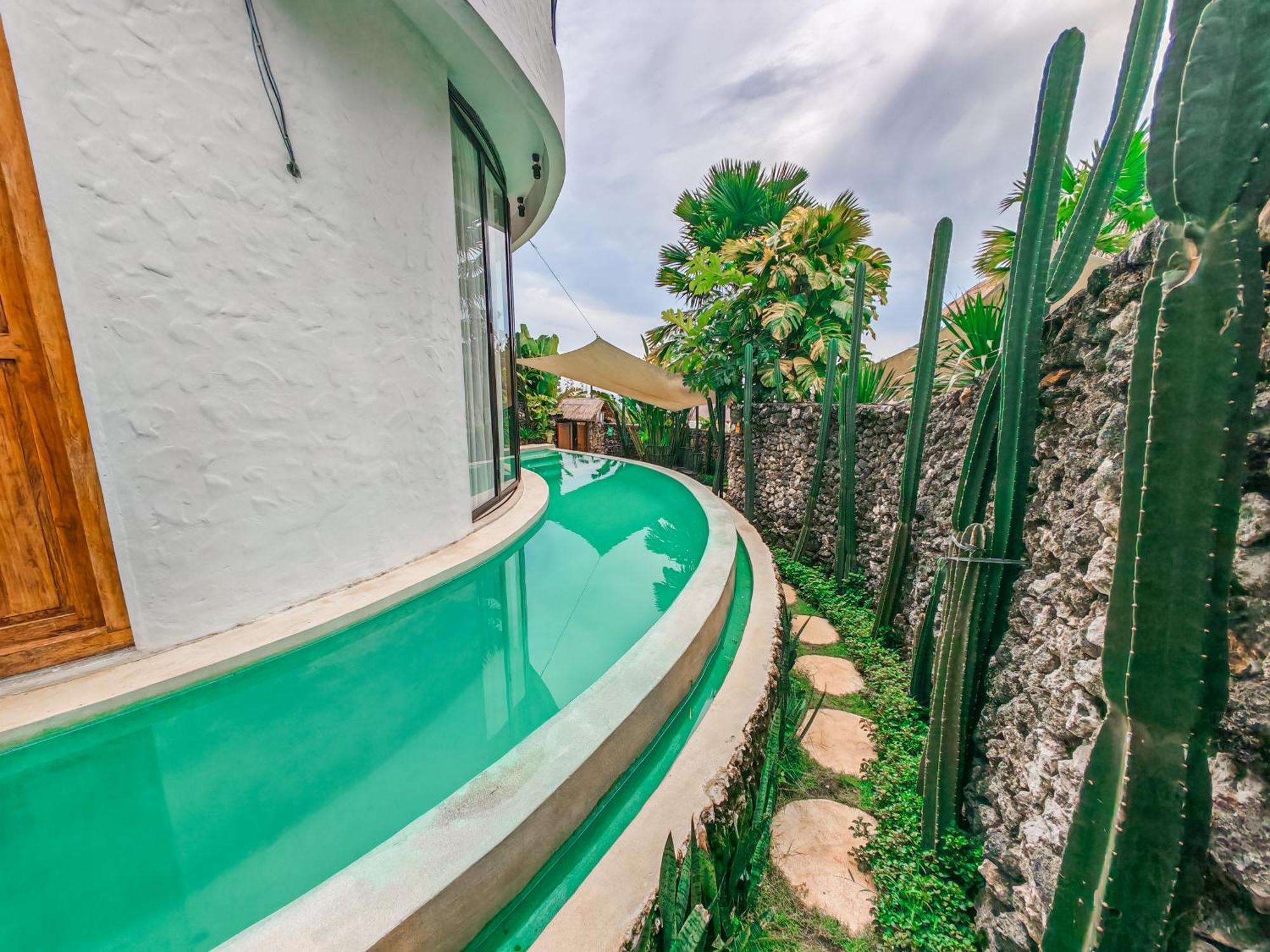 Villa Hillstone Luxury Village *