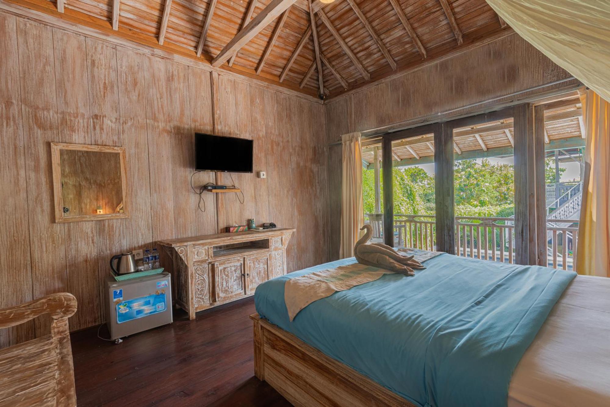 Golden Hill Nusa Penida Holiday park