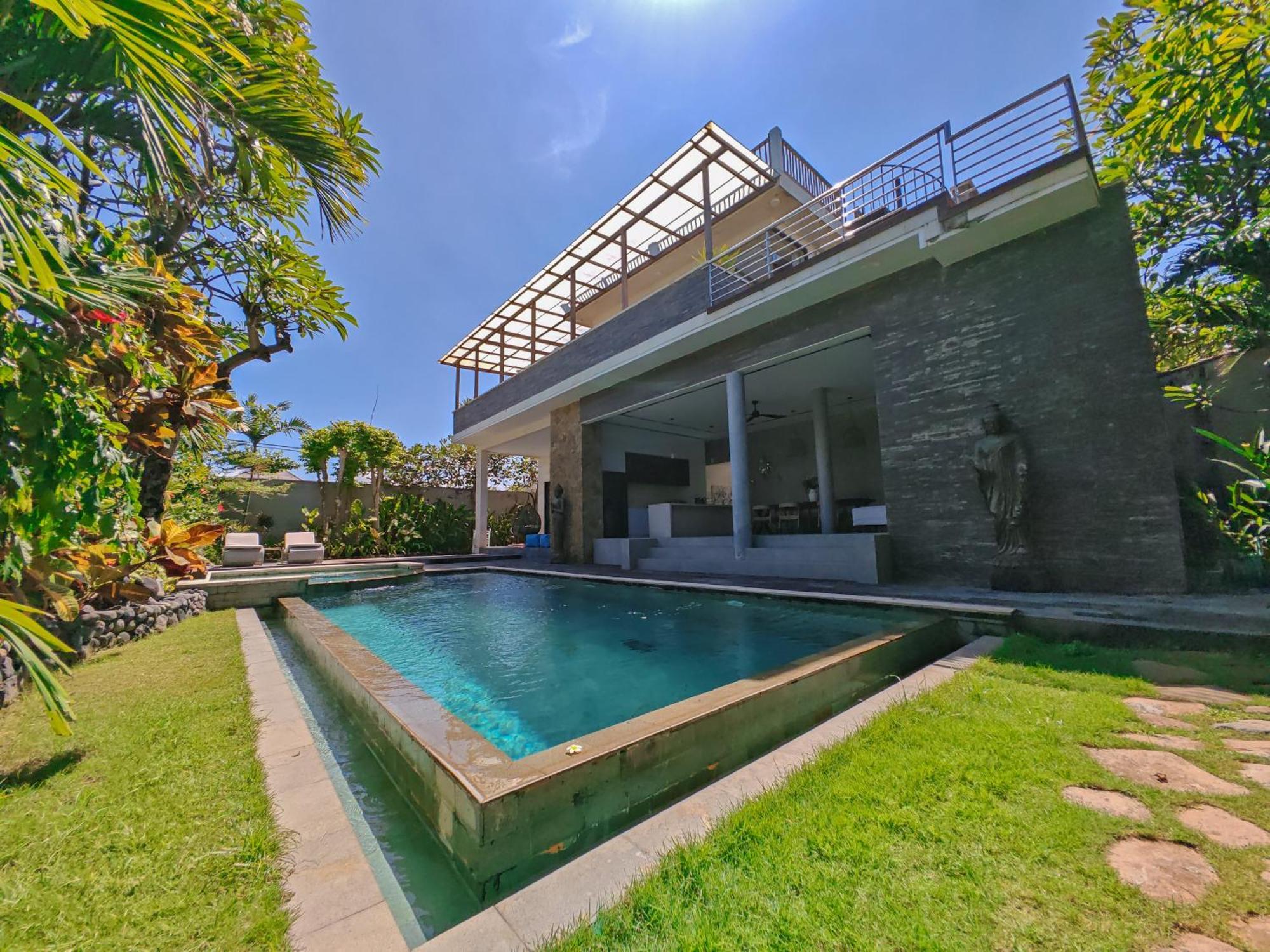 And Villa *