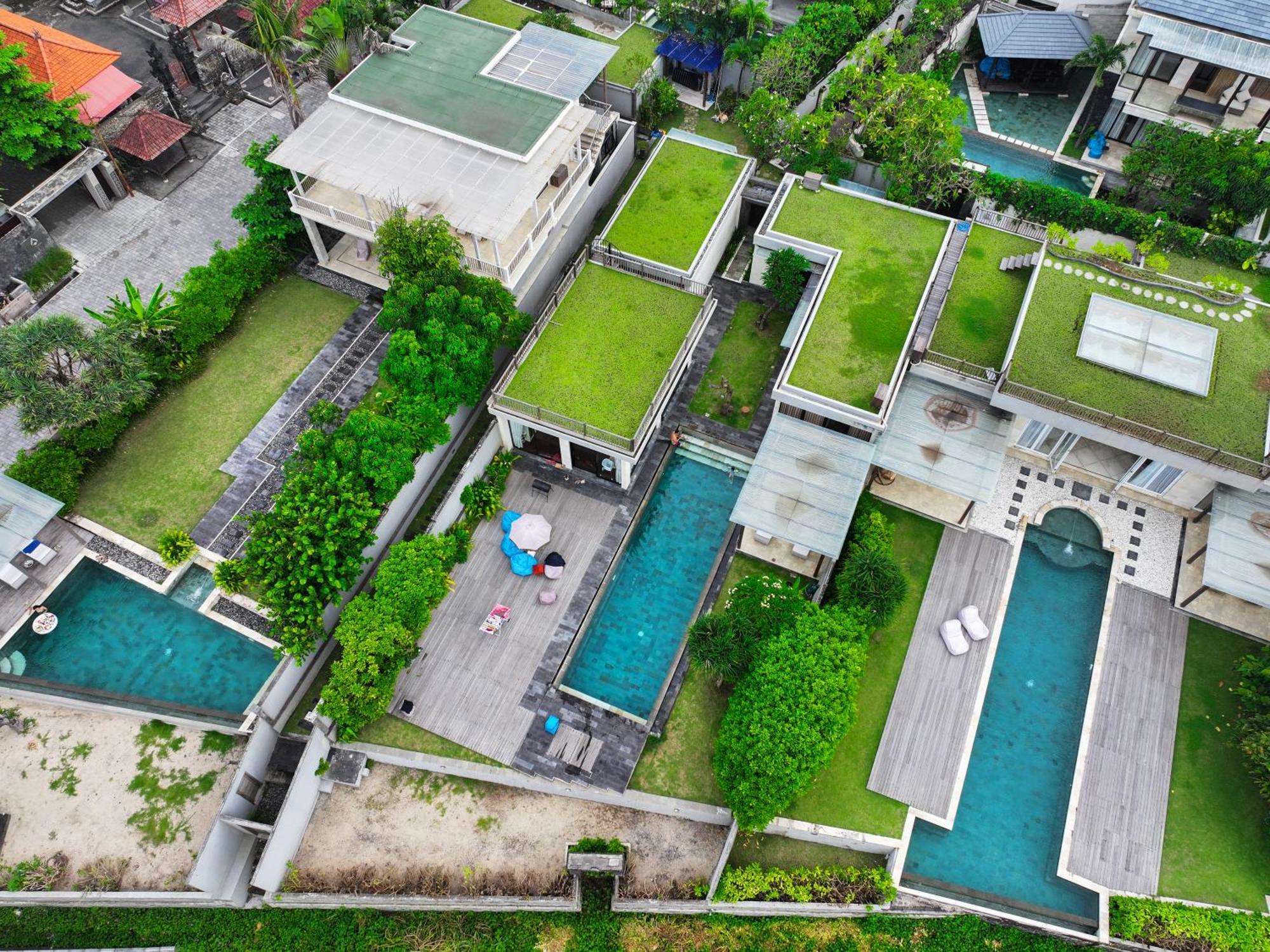 Villa And *