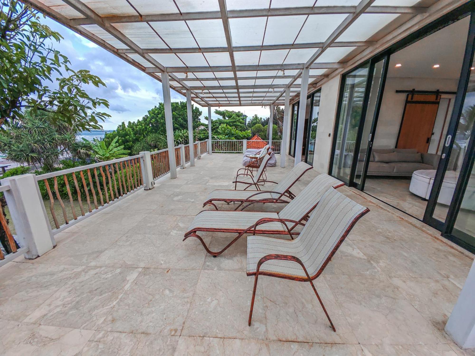 And Villa Ketewel