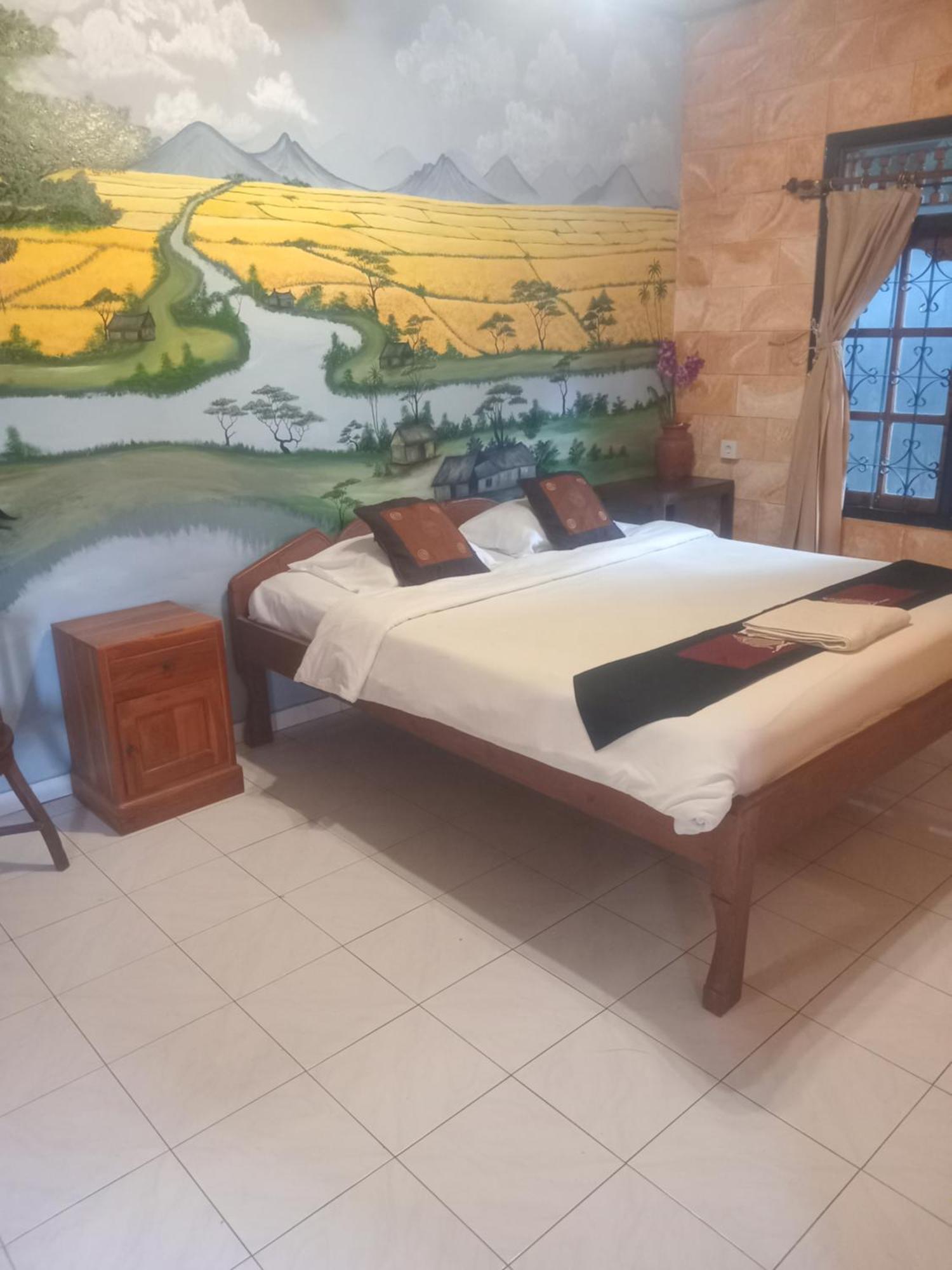 Guest house Kartika's House