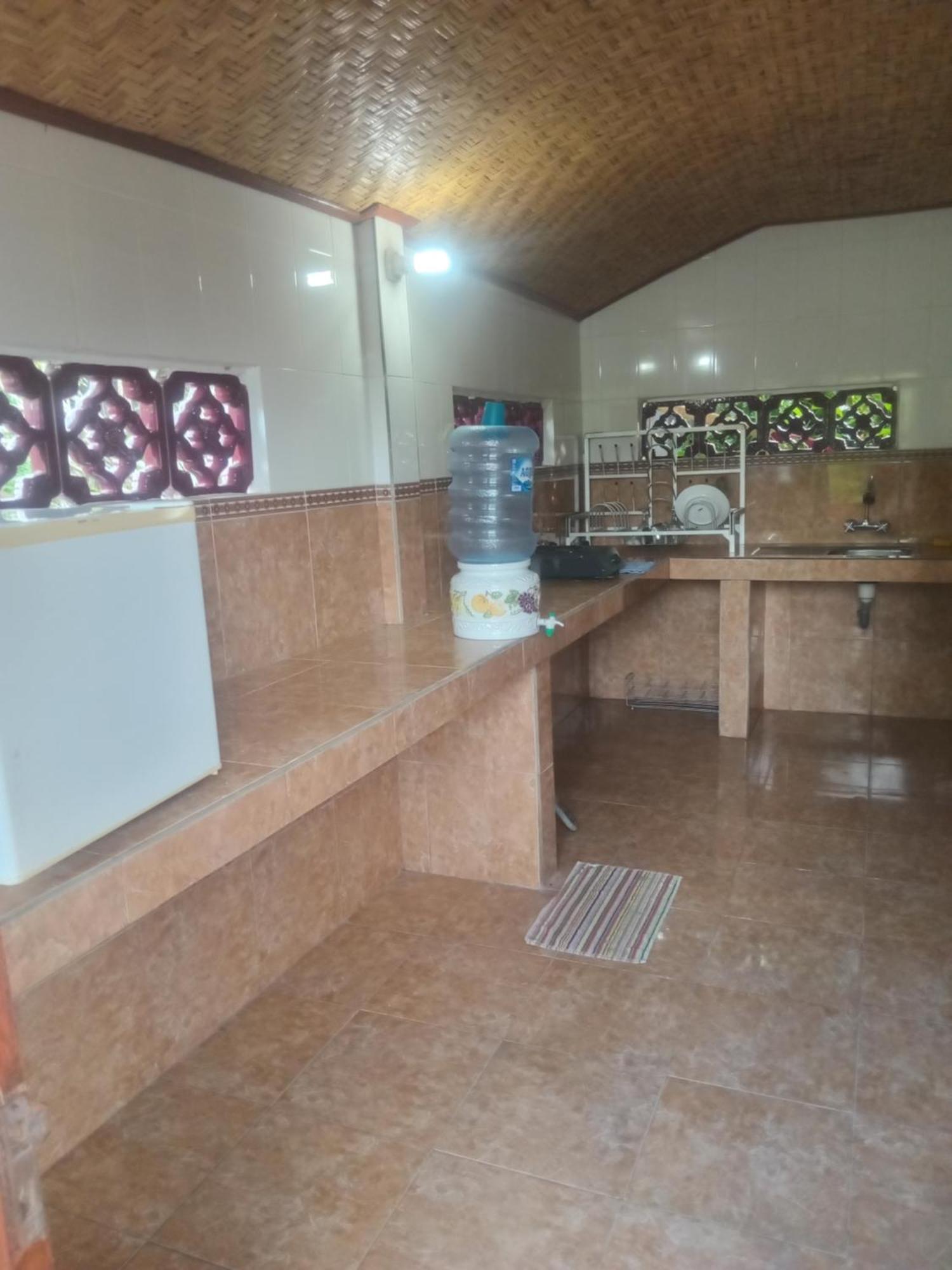 Kartika's House Guest house *