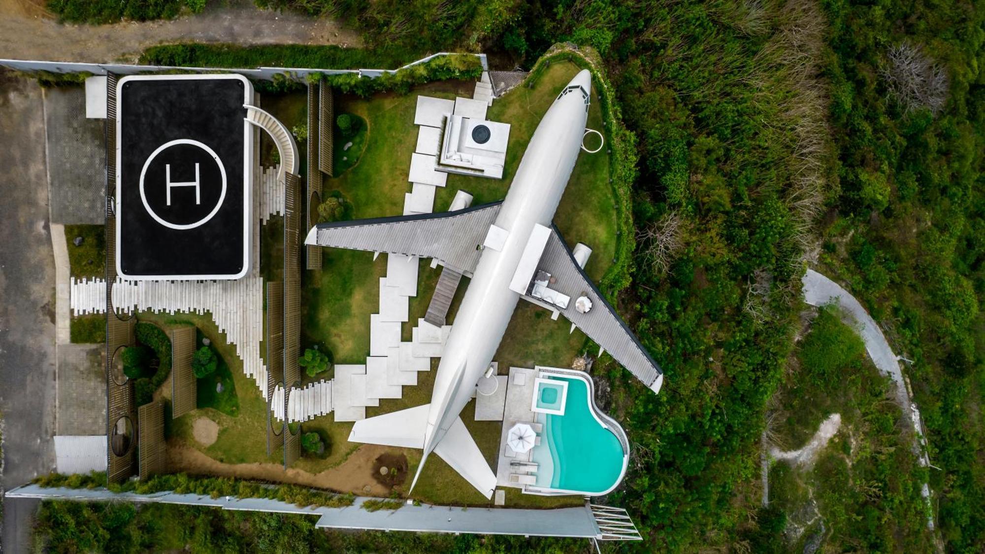 Villa Private Jet