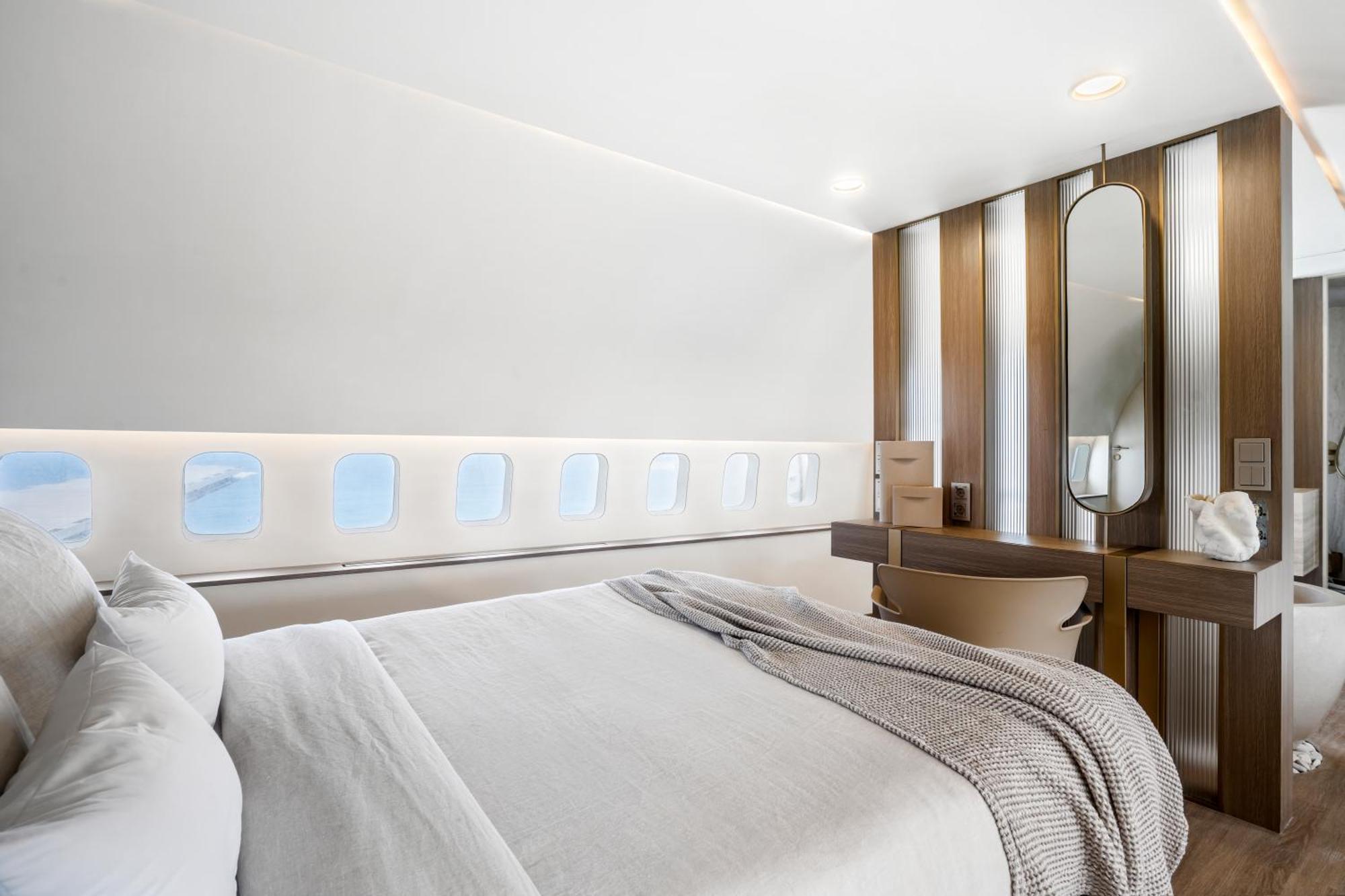 Private Jet Villa *