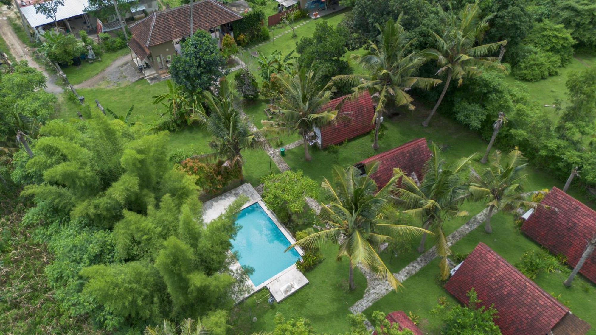 Apit Lawang & Resto 2*