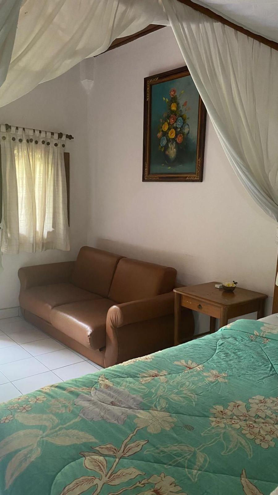 Barclona Lovina Apartemen