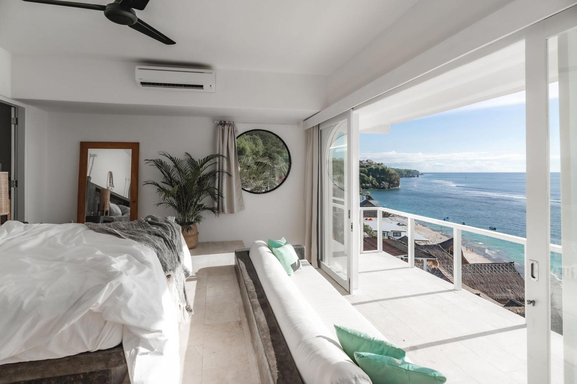 Blue Ocean Bingin Hotel