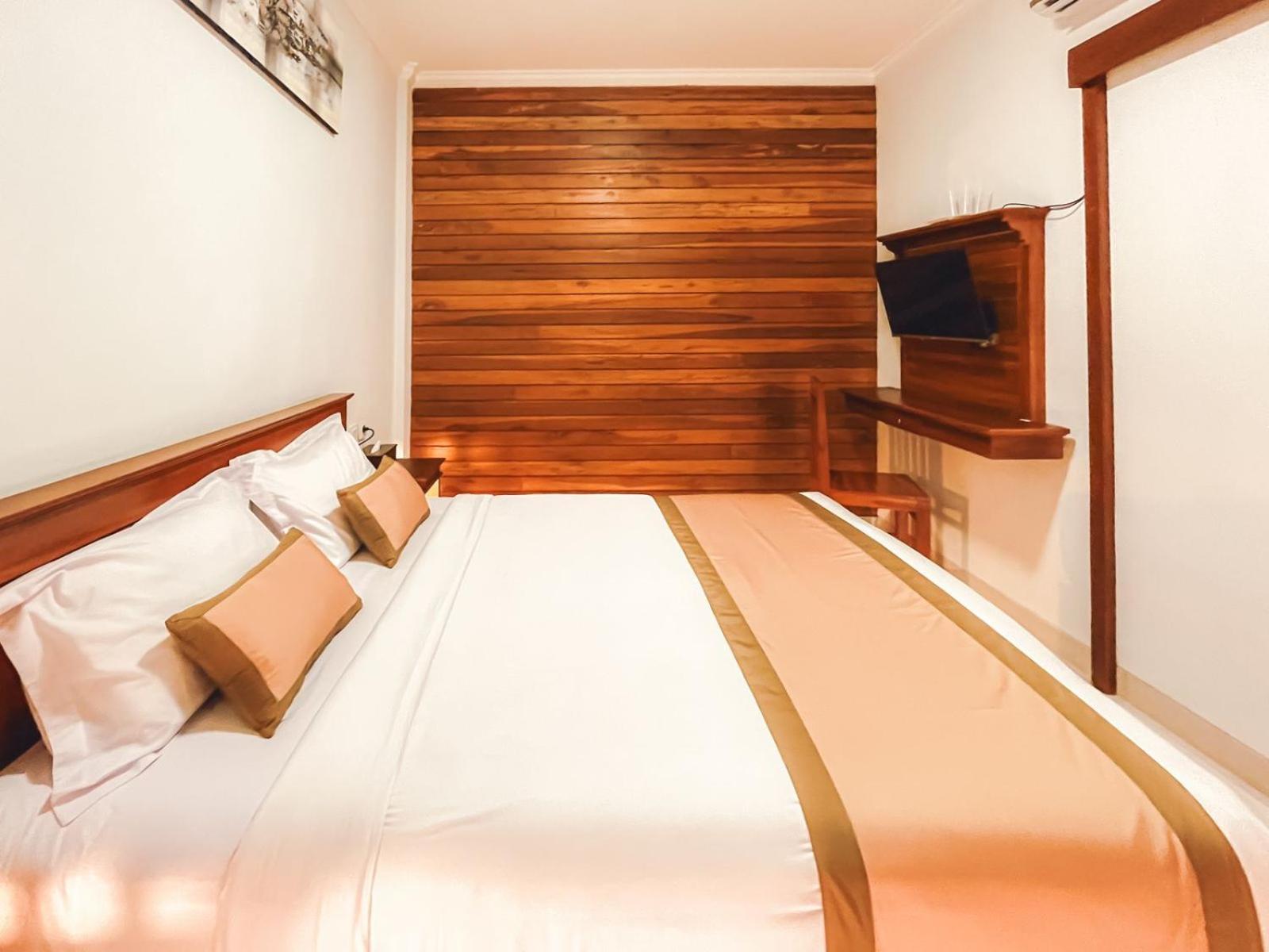 Hotel Rostika Villa&camping Sekumpul Buleleng (Bali)