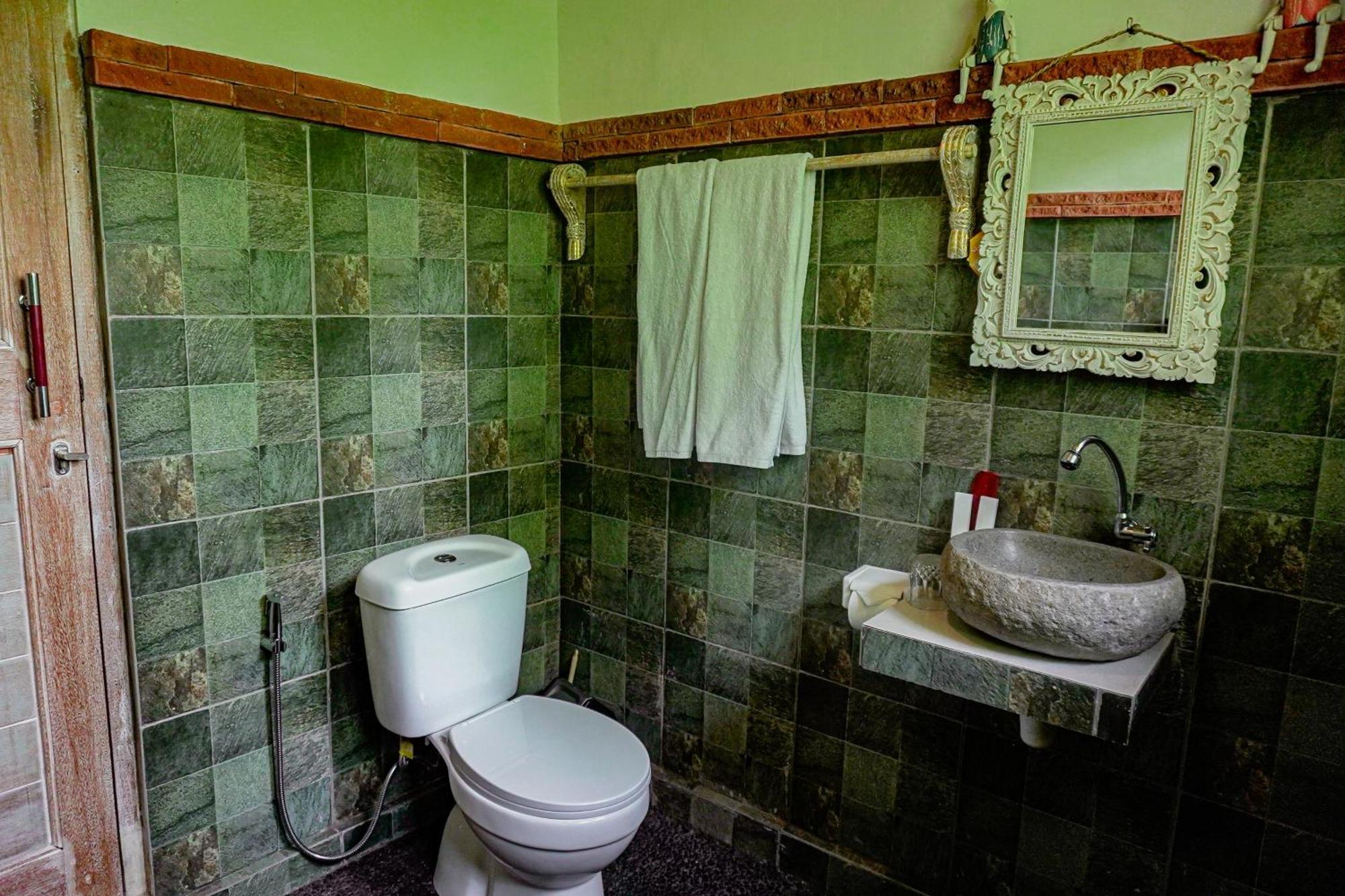 Guest house Kresna Asih House *