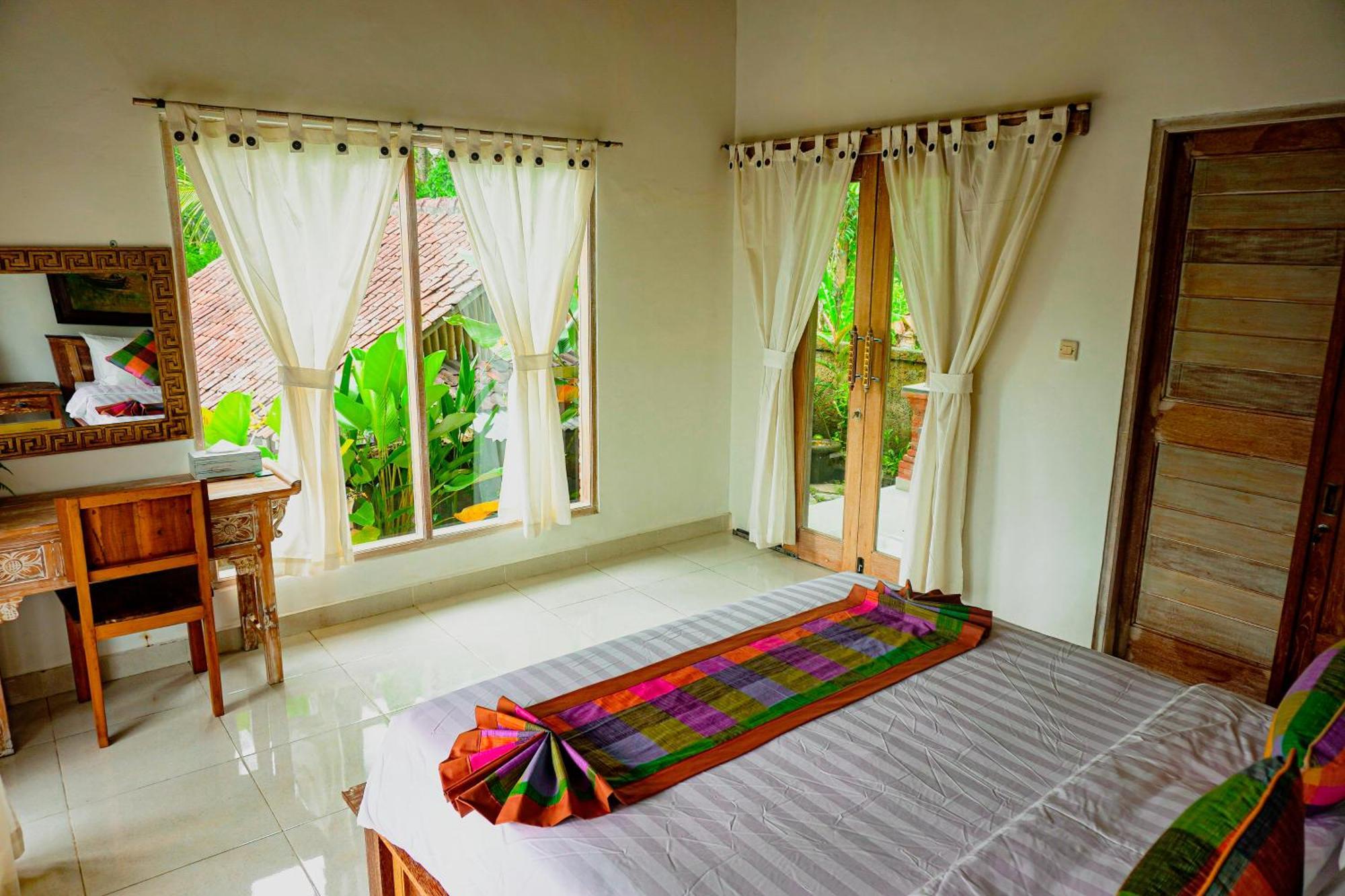 Guest house Kresna Asih House *