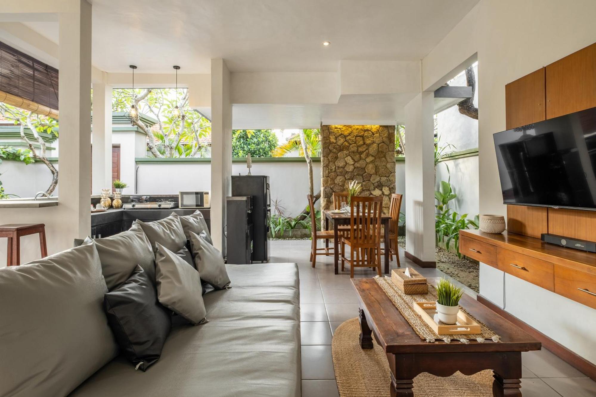 Villa Kisaraa - X Seminyak X Canggu Kerobokan (Bali)