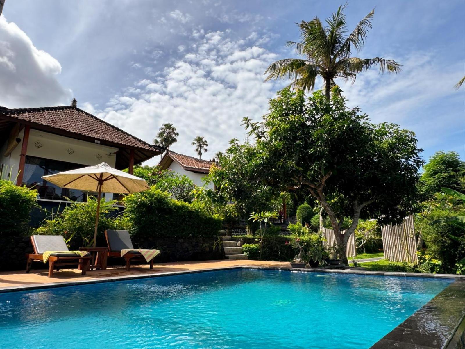 Frangipani & Restaurant Guest house 2*