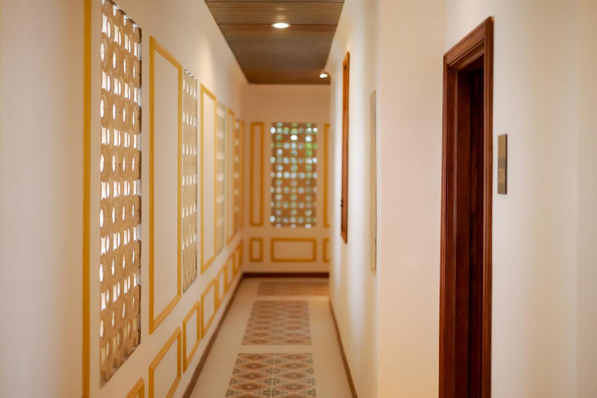 Fourteen Roses Boutique Hotel, Kuta 4*