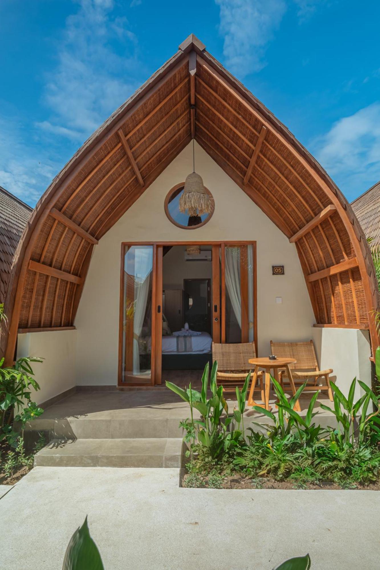 Abian Klumpu & Bali Villa Sanur (Bali)