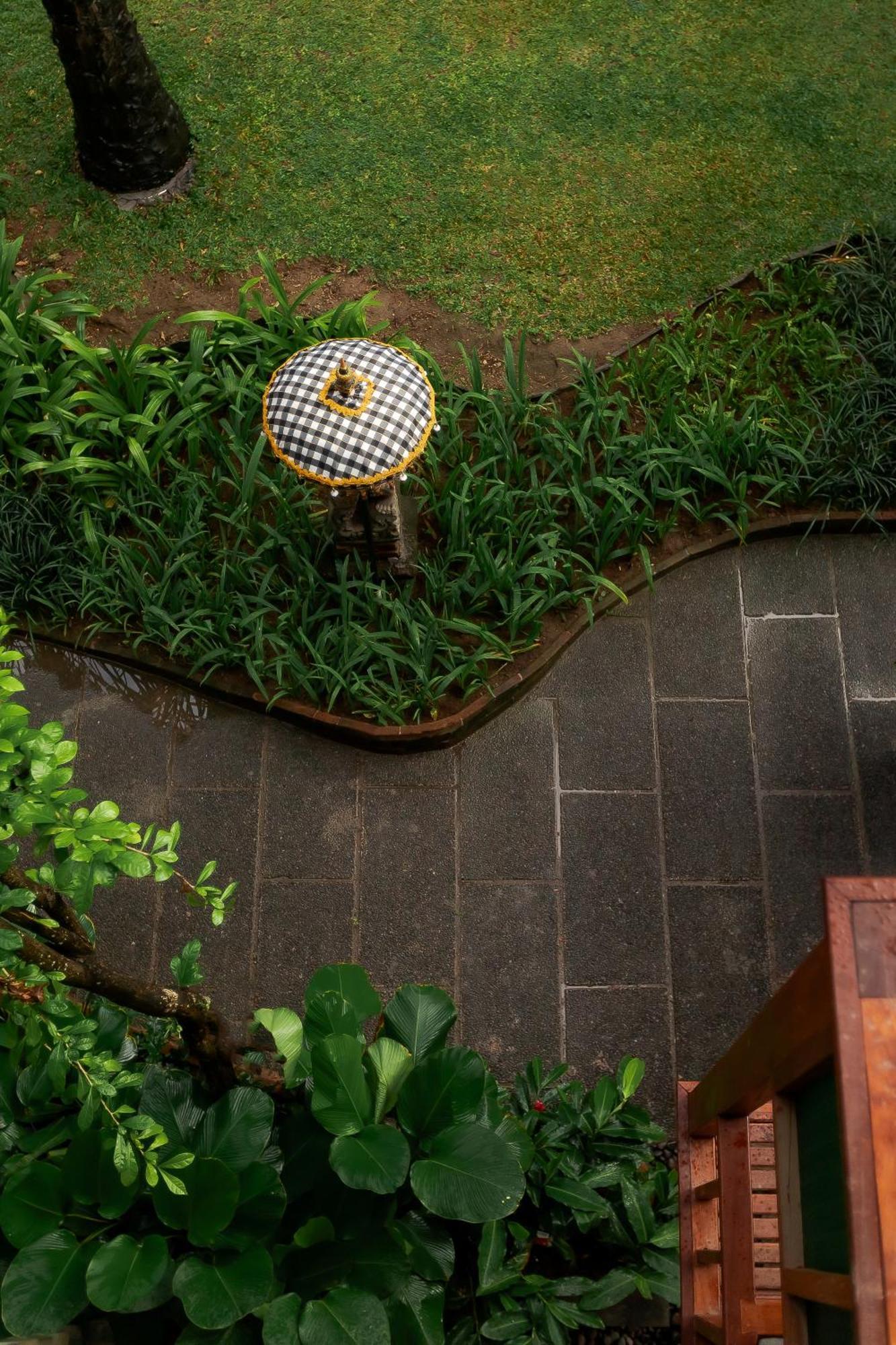 Fourteen Roses Boutique Hotel, Kuta Hotel Legian (Bali)