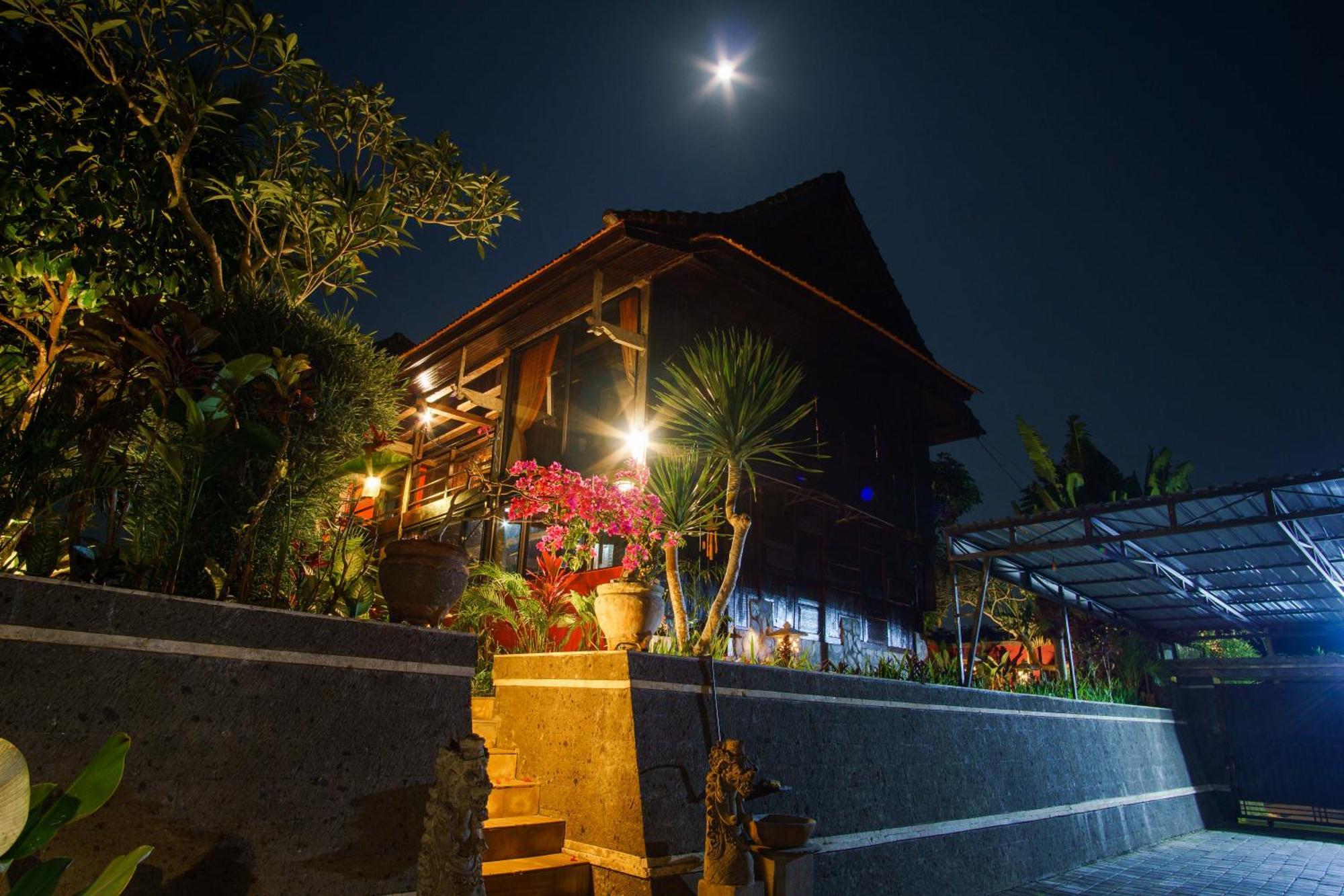 Balam Bali Hotel 3*