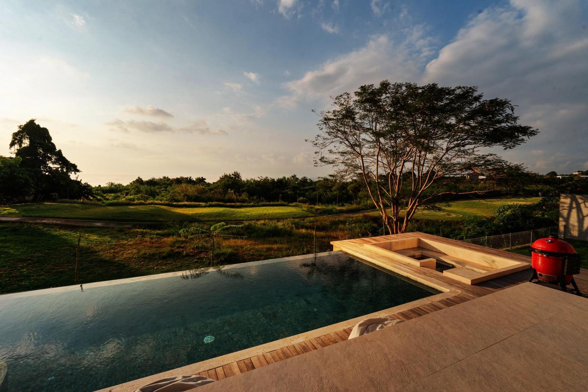 Avocagolf Uluwatu By Nakula * Badung (Bali)