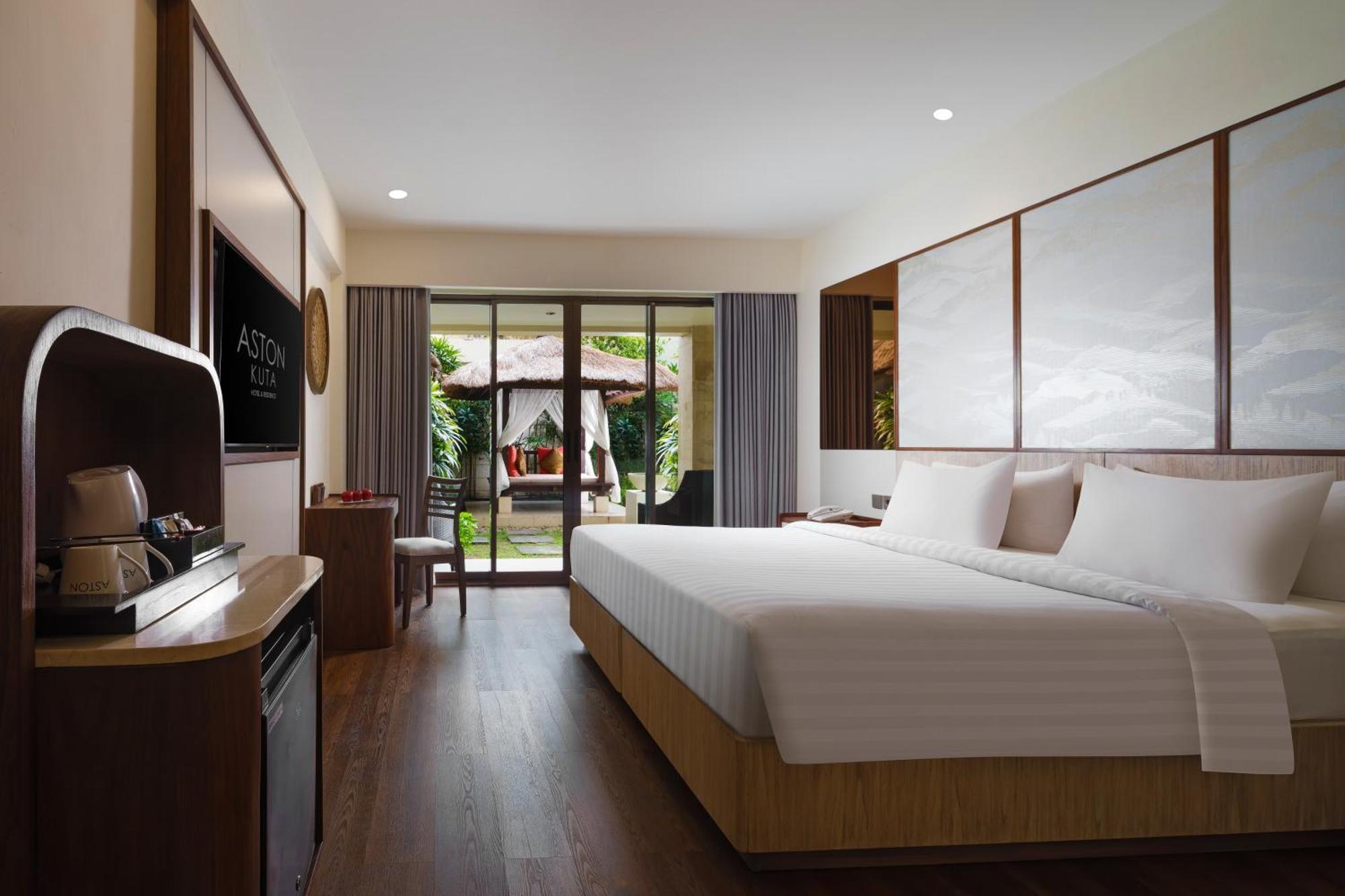 Aston Kuta And 4*